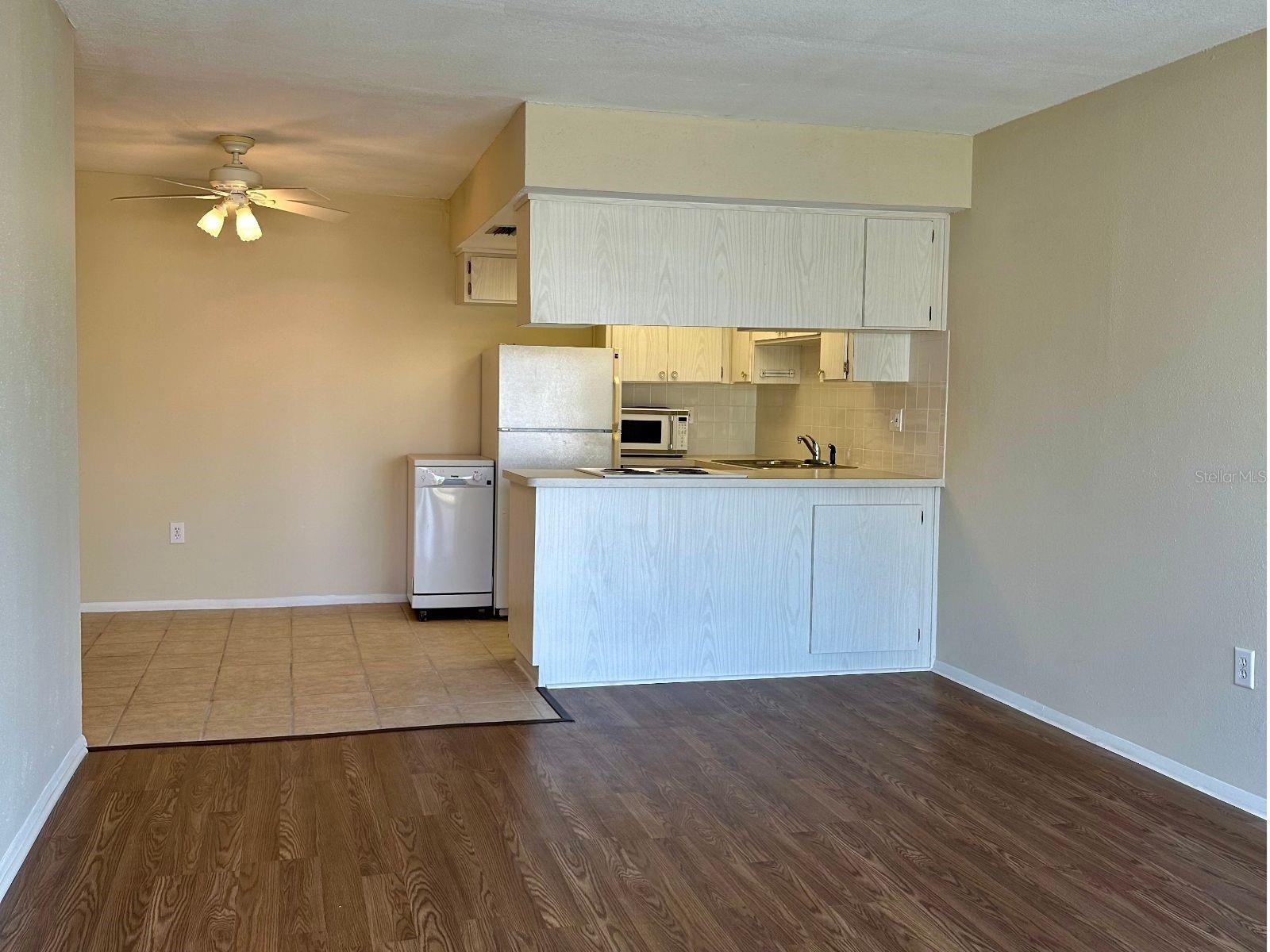 4329 TAHITIAN GARDENS CIR #B, HOLIDAY, FL, 34691