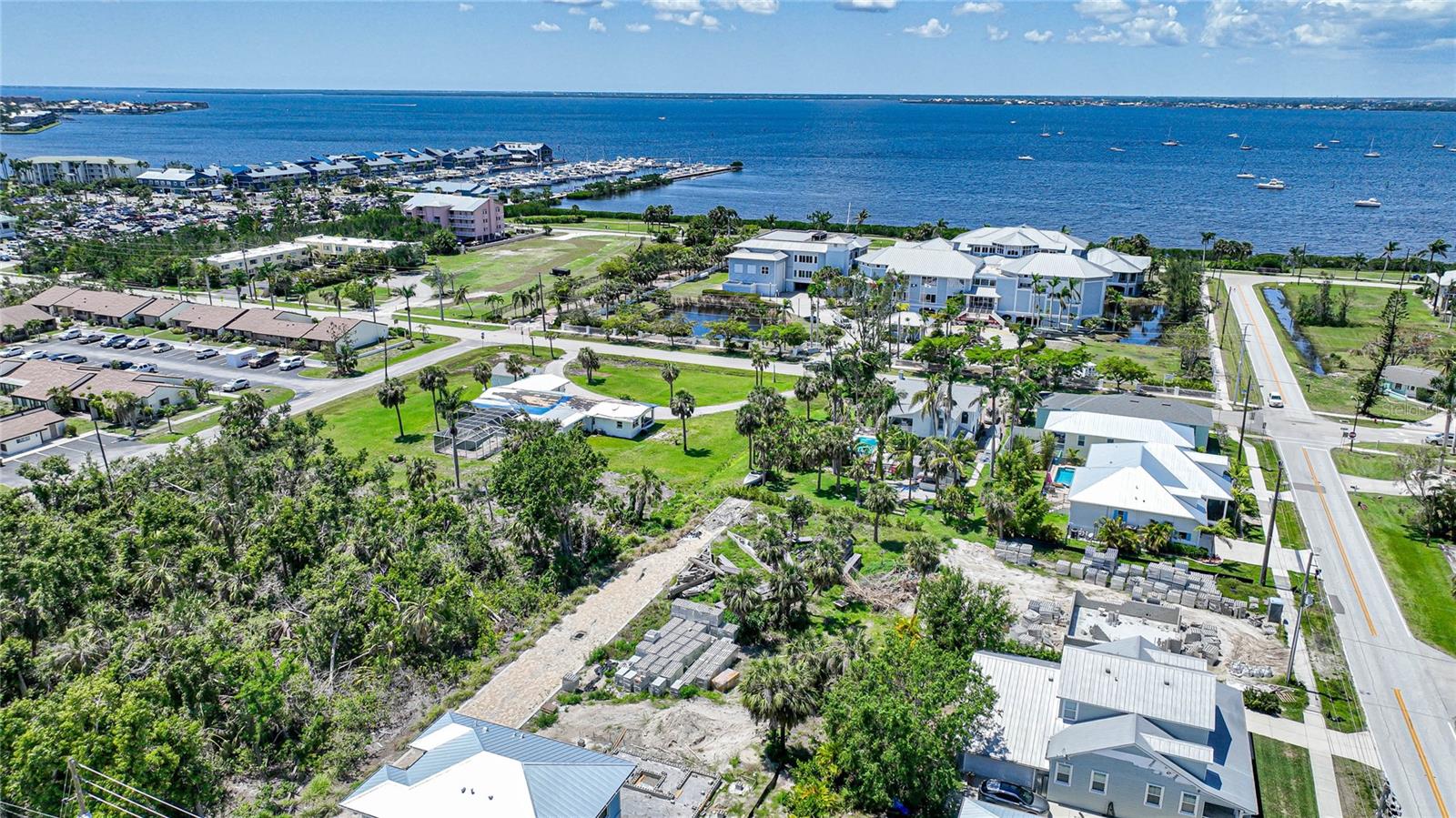 217 SHREVE AVE, PUNTA GORDA, FL, 33950