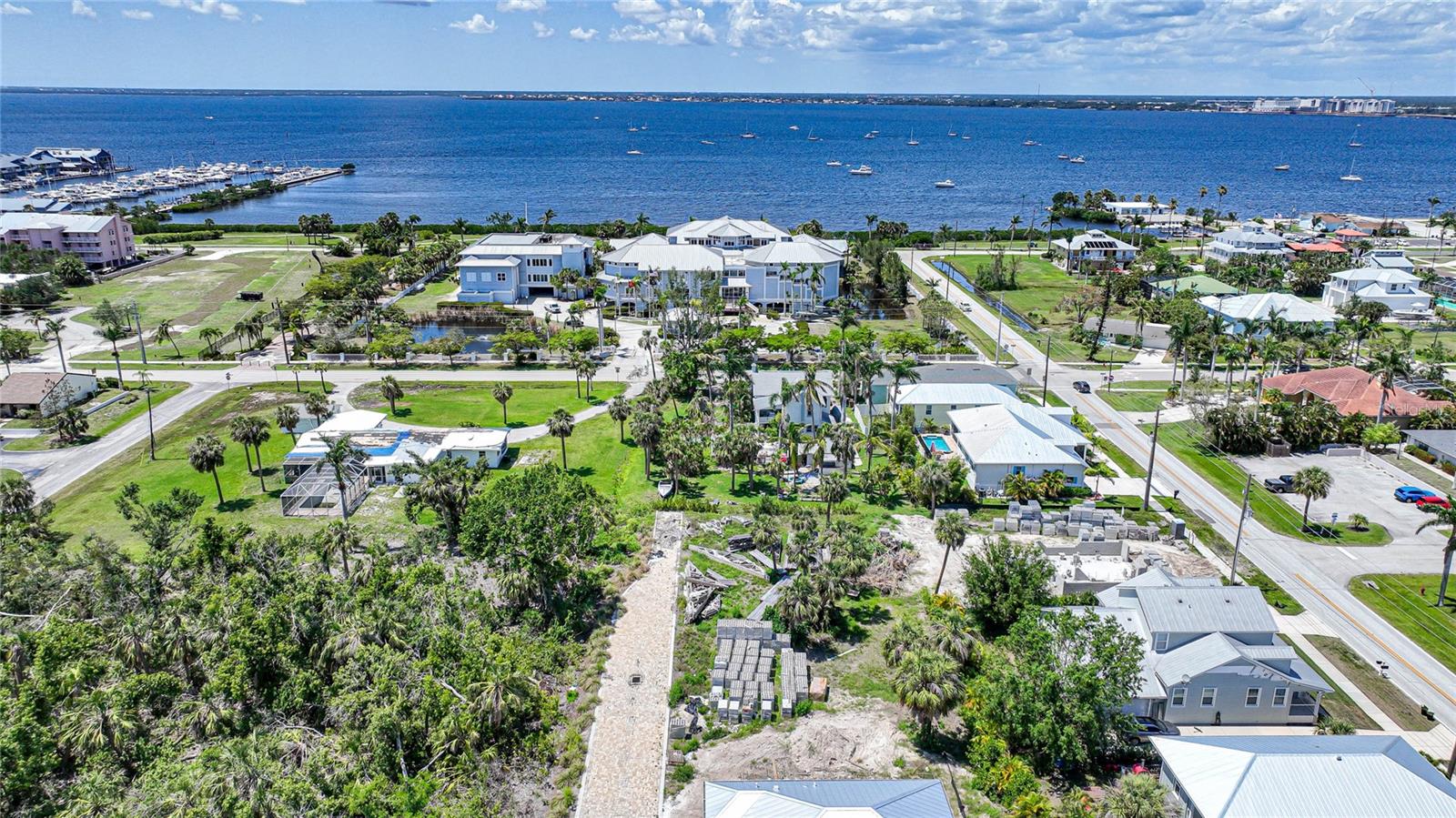 217 SHREVE AVE, PUNTA GORDA, FL, 33950