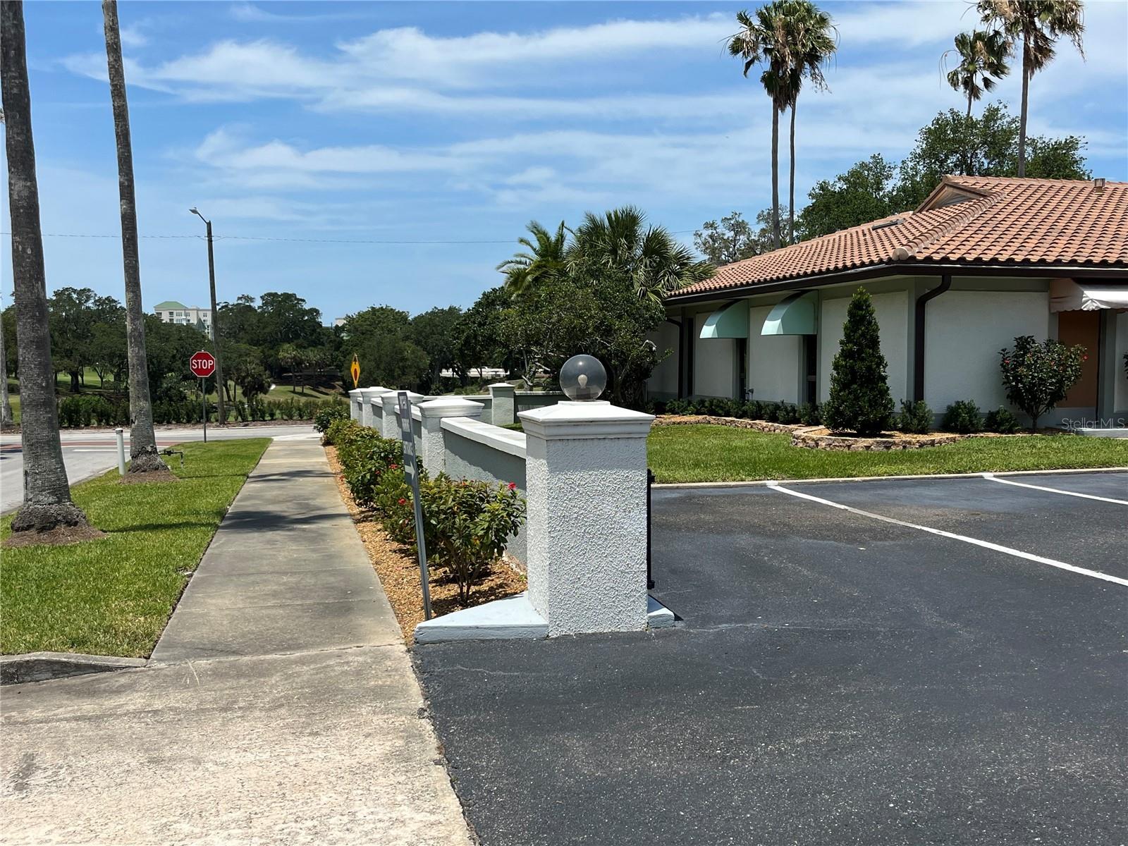 609 INDIAN ROCKS RD, BELLEAIR, FL, 33756