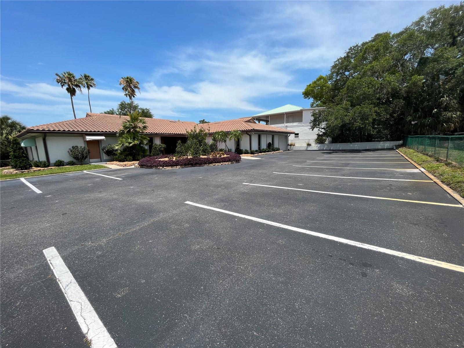 609 INDIAN ROCKS RD, BELLEAIR, FL, 33756