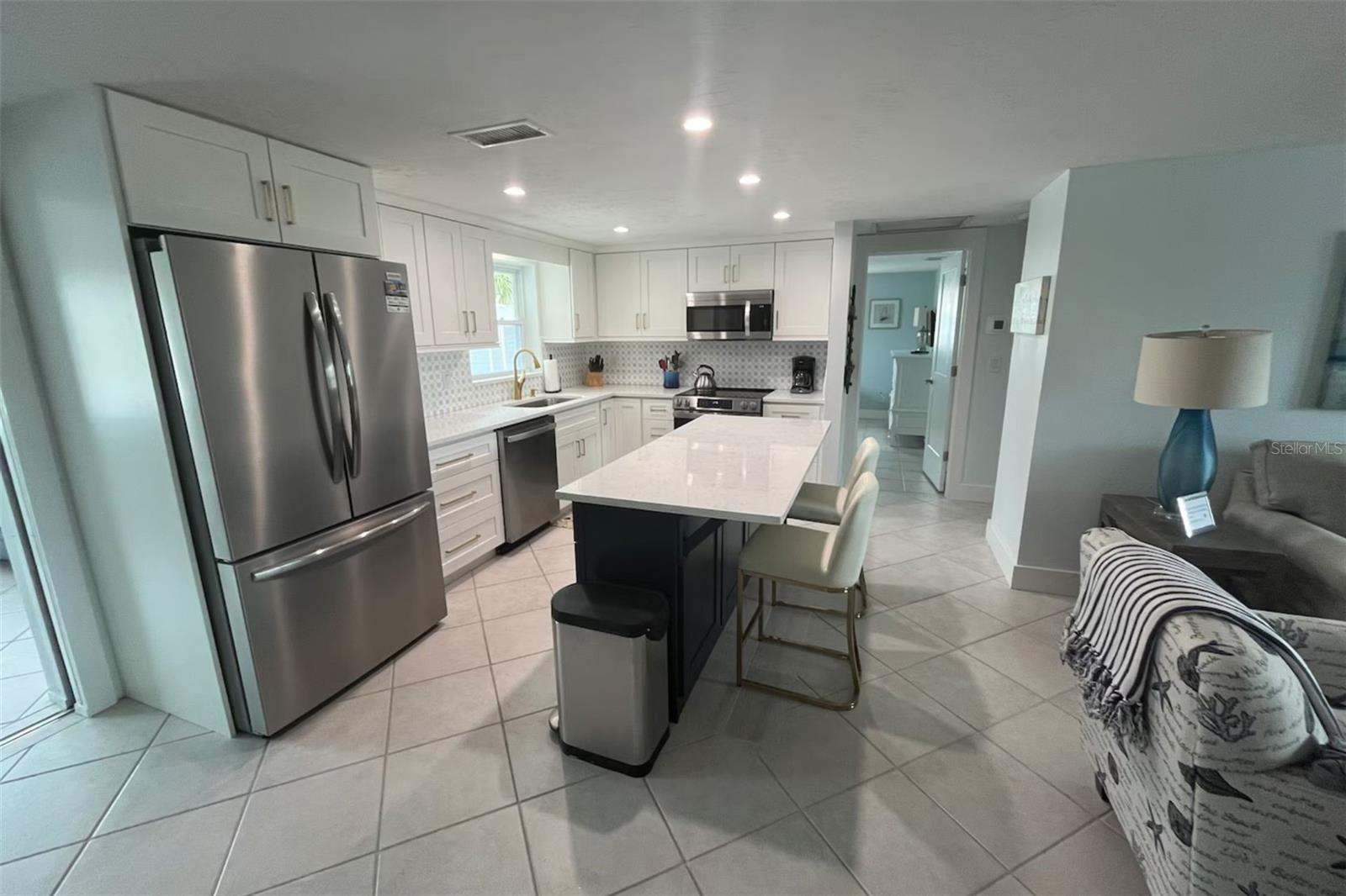 345 AVENIDA LEONA, SARASOTA, FL, 34242