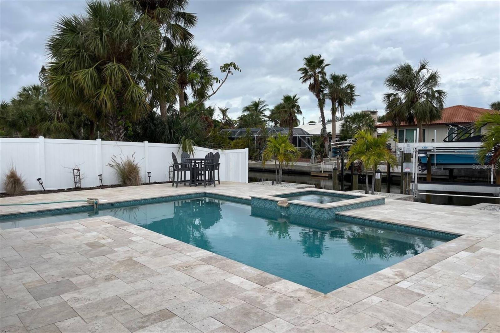 345 AVENIDA LEONA, SARASOTA, FL, 34242