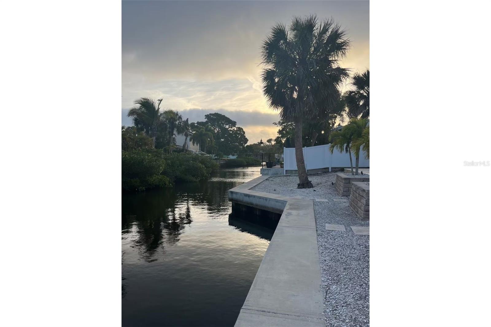 345 AVENIDA LEONA, SARASOTA, FL, 34242