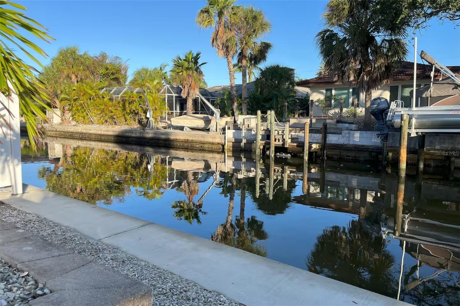 345 AVENIDA LEONA, SARASOTA, FL, 34242
