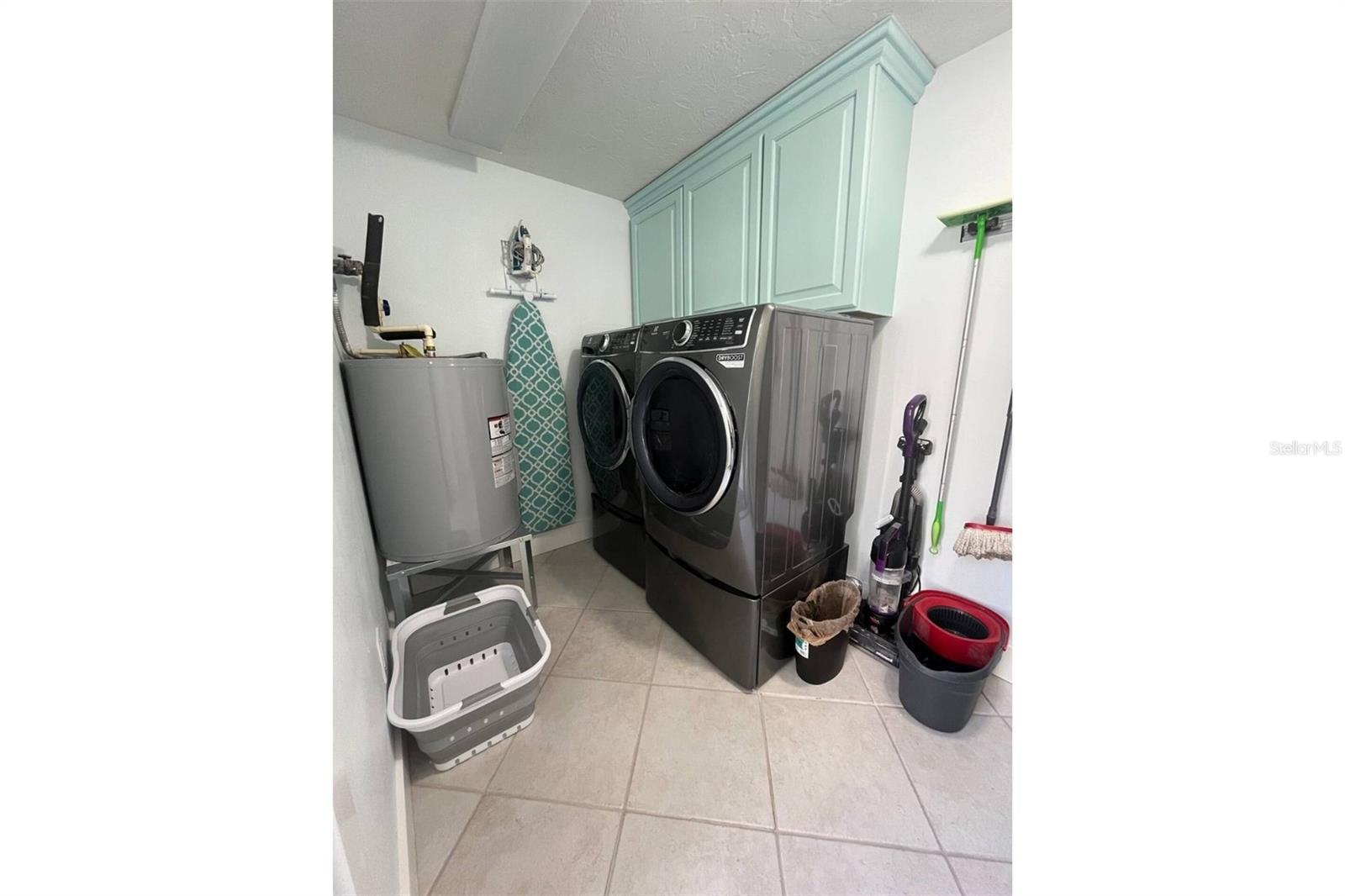 345 AVENIDA LEONA, SARASOTA, FL, 34242