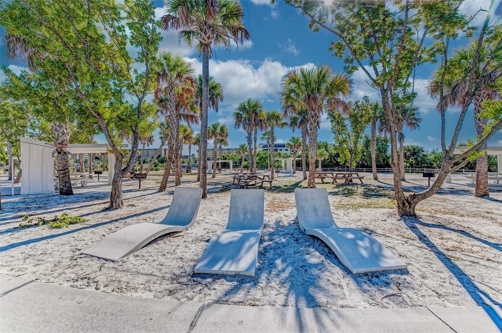 345 AVENIDA LEONA, SARASOTA, FL, 34242