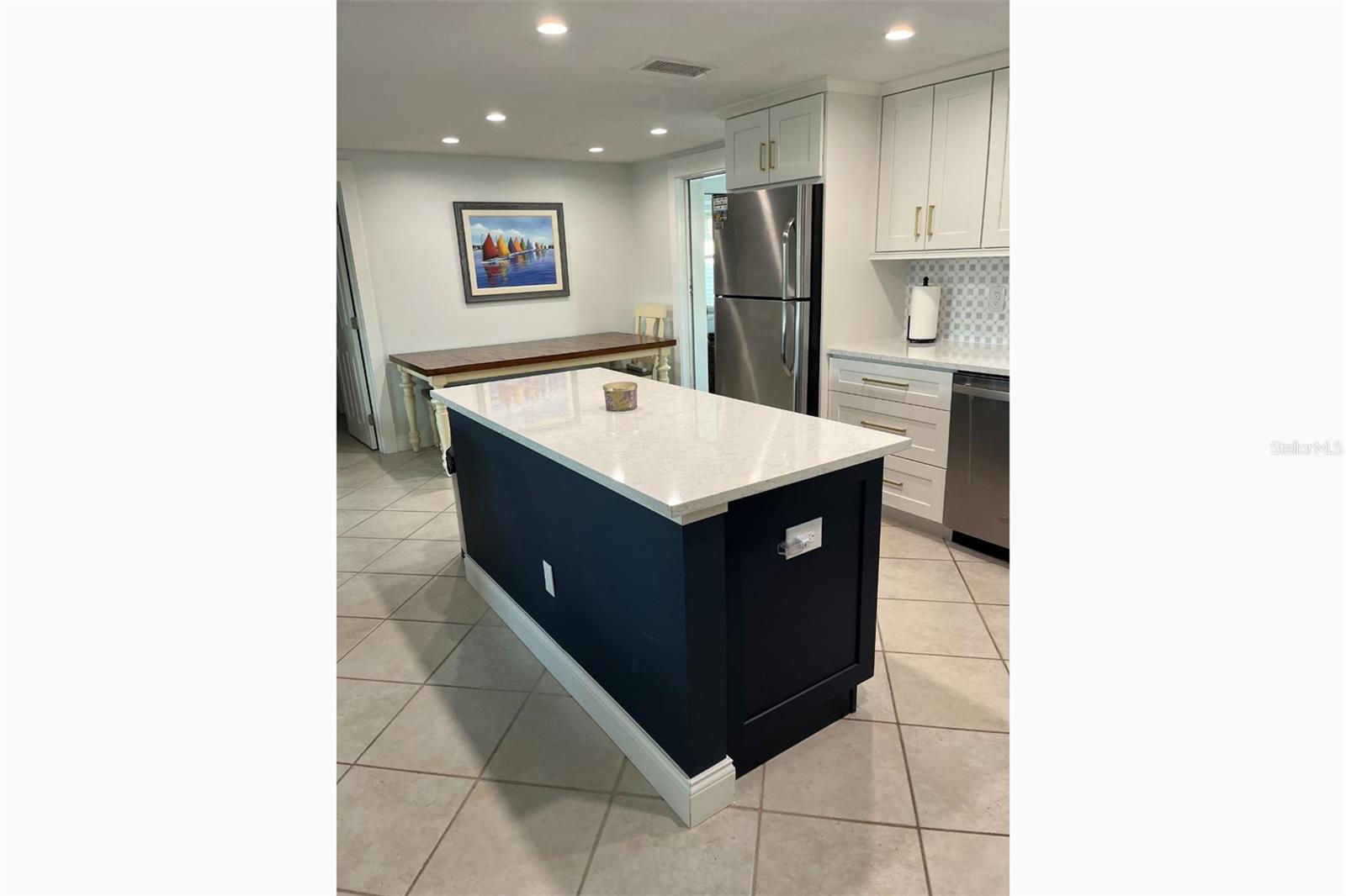 345 AVENIDA LEONA, SARASOTA, FL, 34242