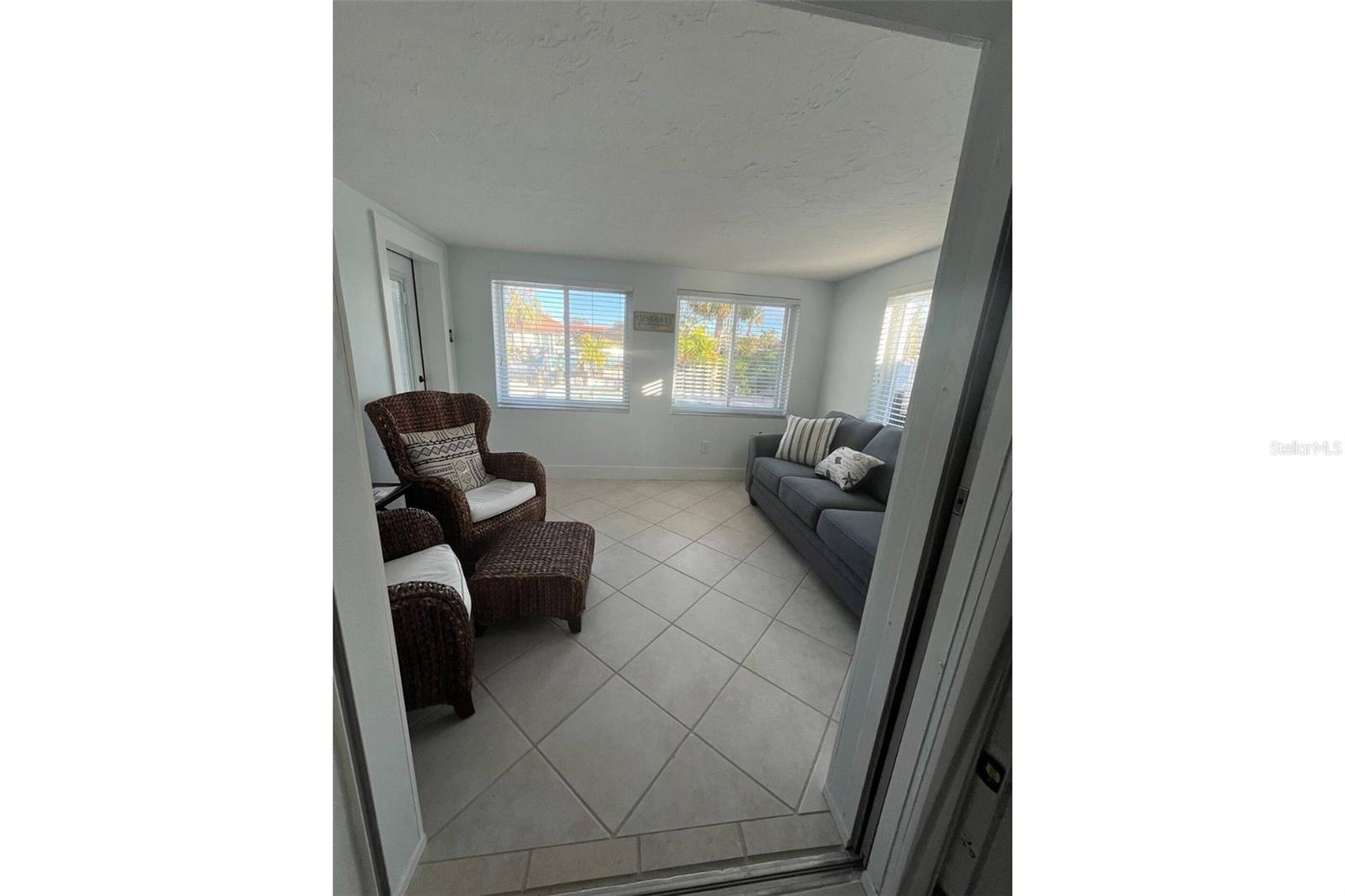 345 AVENIDA LEONA, SARASOTA, FL, 34242