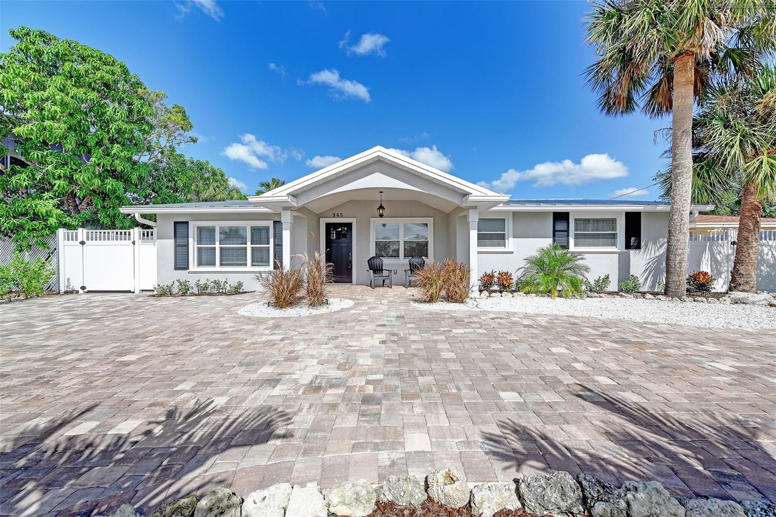 345 AVENIDA LEONA, SARASOTA, FL, 34242
