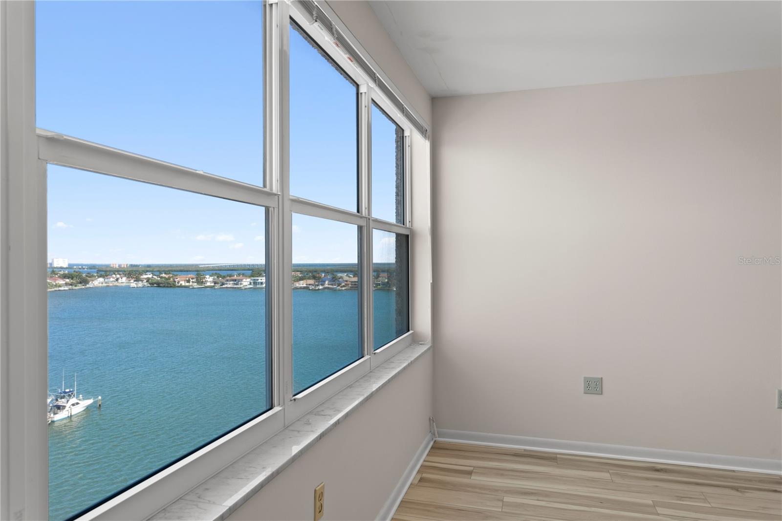 5200 BRITTANY DR S #4-1102, ST PETERSBURG, FL, 33715