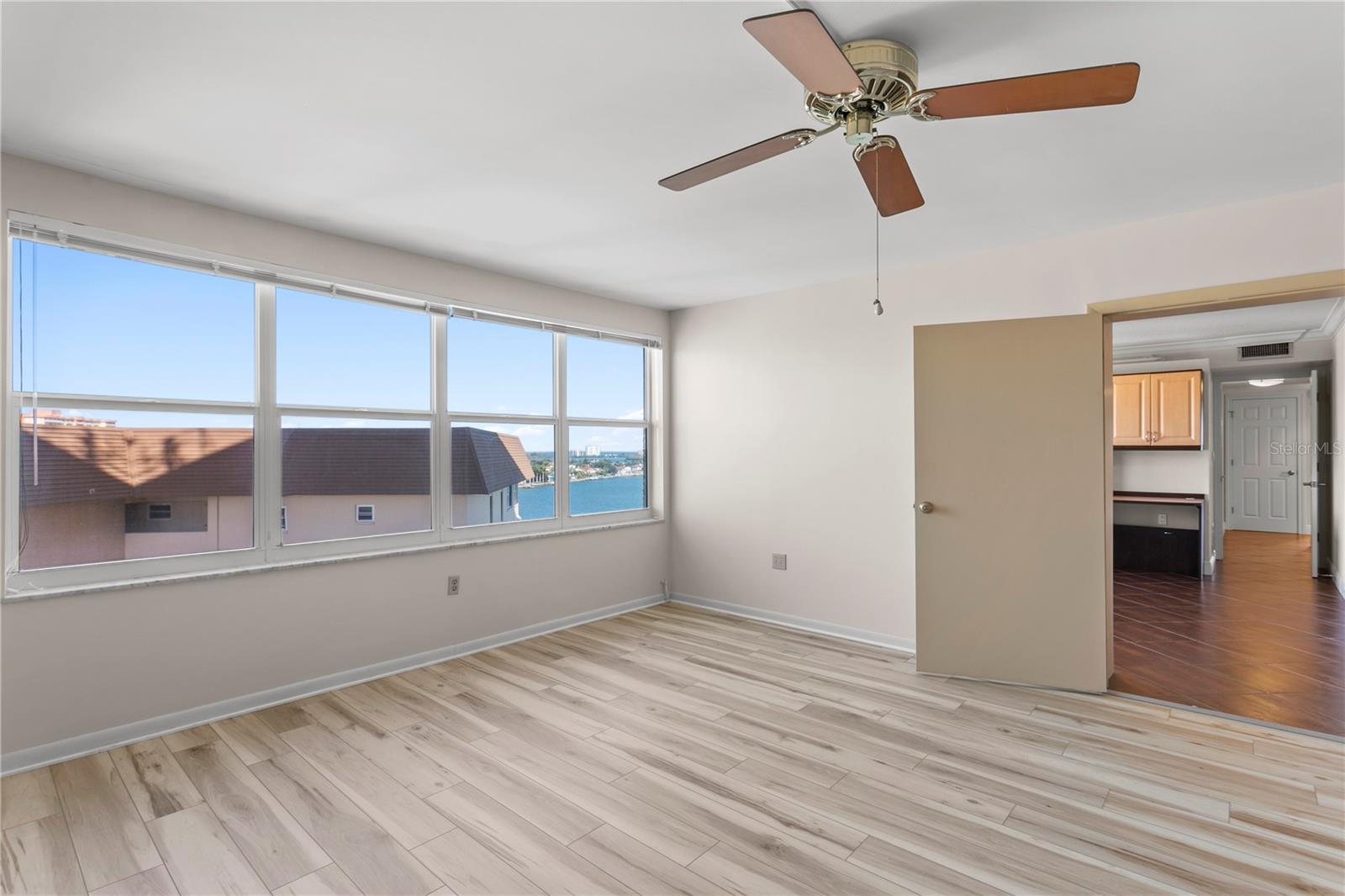 5200 BRITTANY DR S #4-1102, ST PETERSBURG, FL, 33715