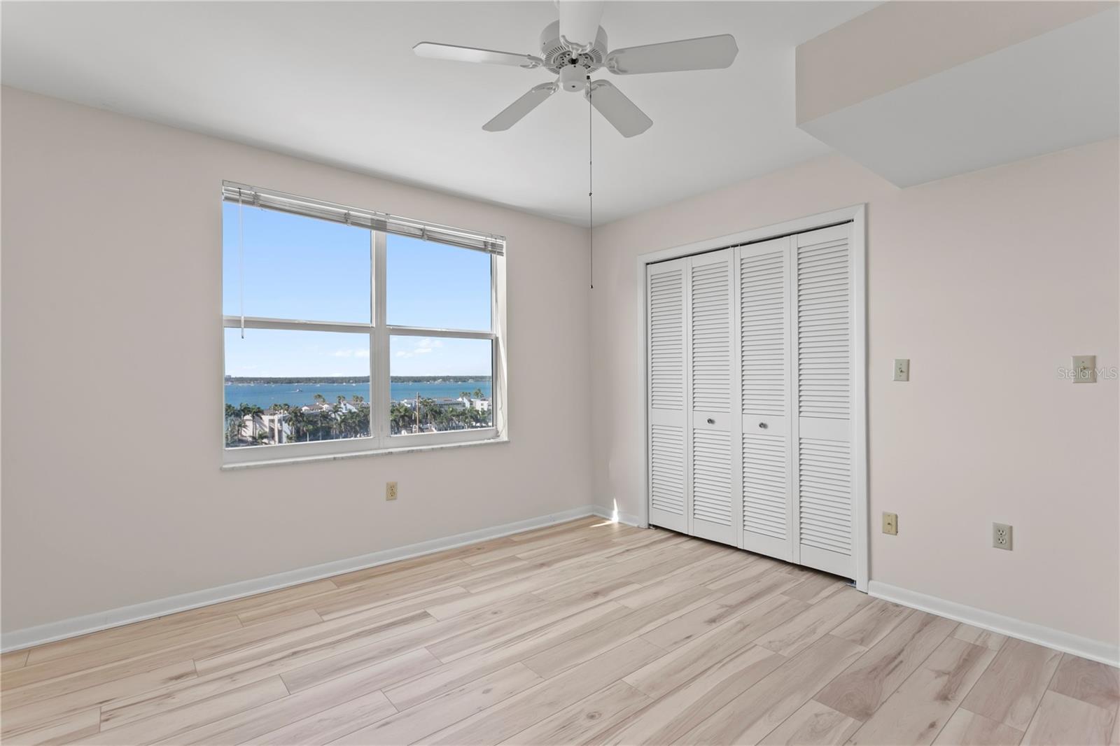 5200 BRITTANY DR S #4-1102, ST PETERSBURG, FL, 33715