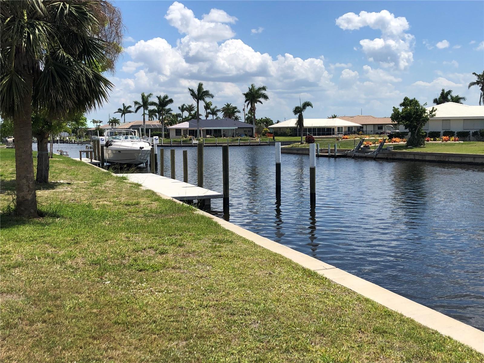 525 MEDICI CT, PUNTA GORDA, FL, 33950