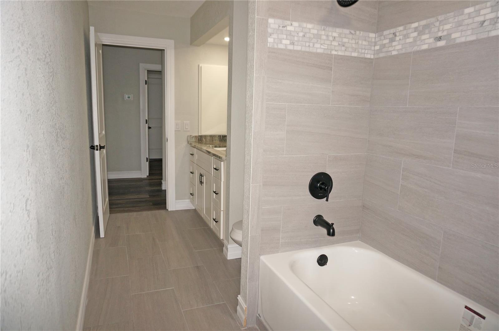 525 MEDICI CT, PUNTA GORDA, FL, 33950