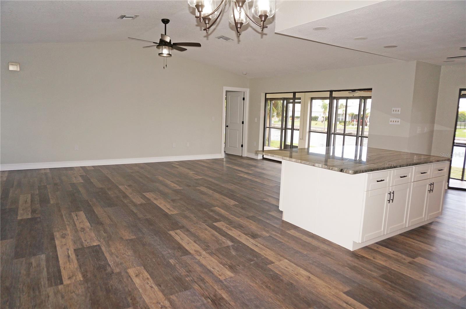 525 MEDICI CT, PUNTA GORDA, FL, 33950