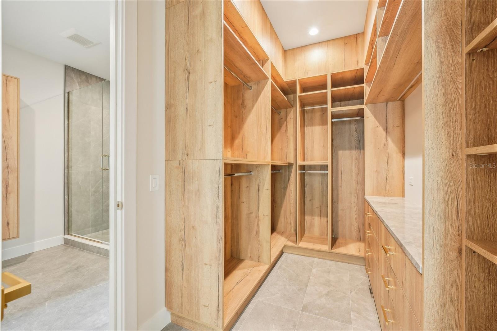 1630 DOUGLAS AVE, DUNEDIN, FL, 34698