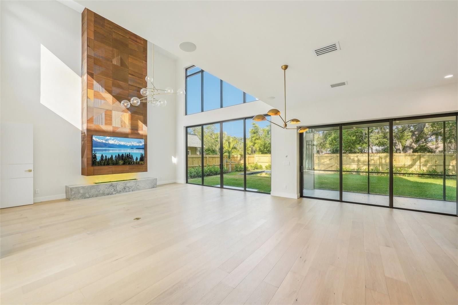 1630 DOUGLAS AVE, DUNEDIN, FL, 34698