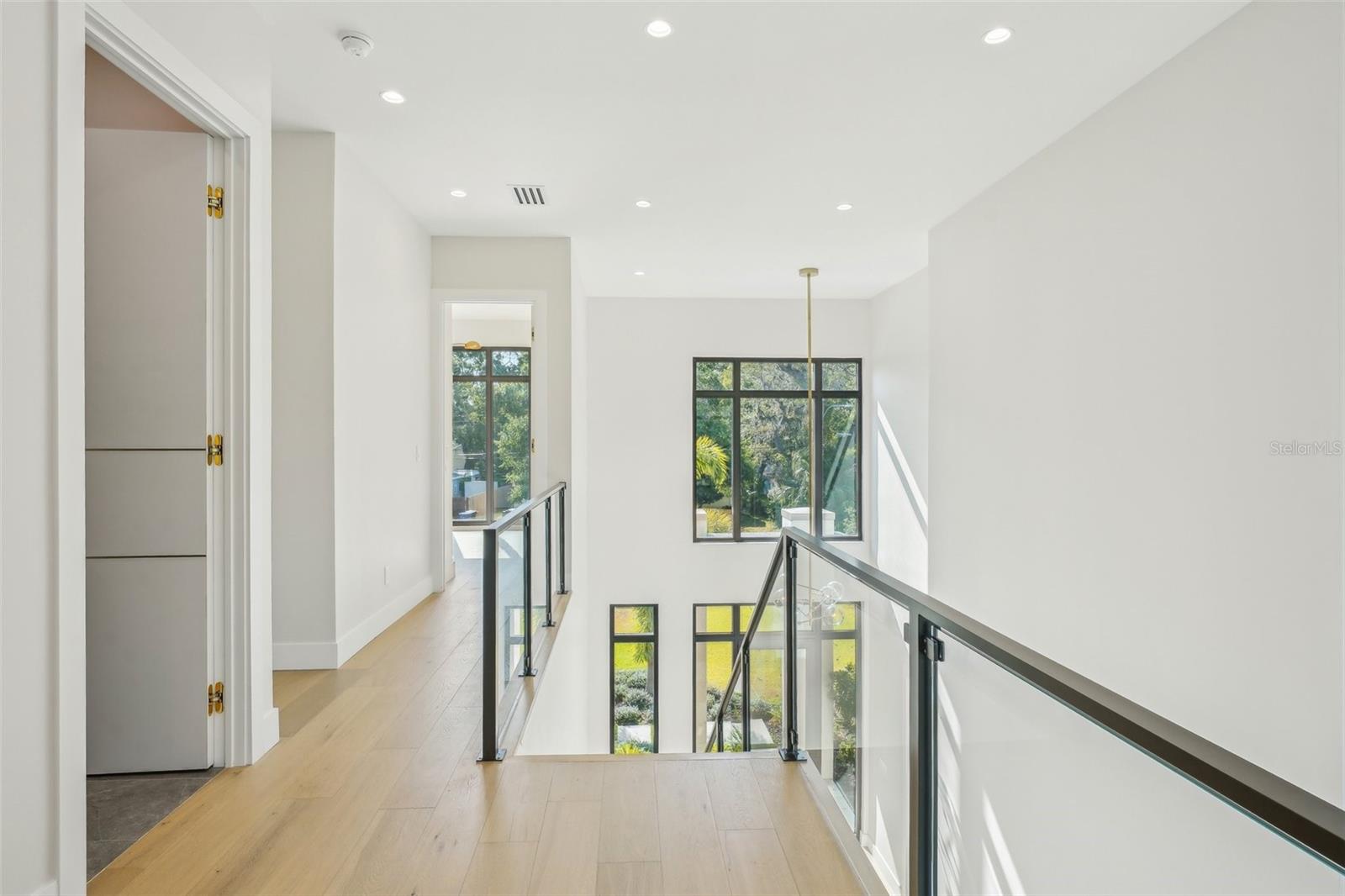 1630 DOUGLAS AVE, DUNEDIN, FL, 34698