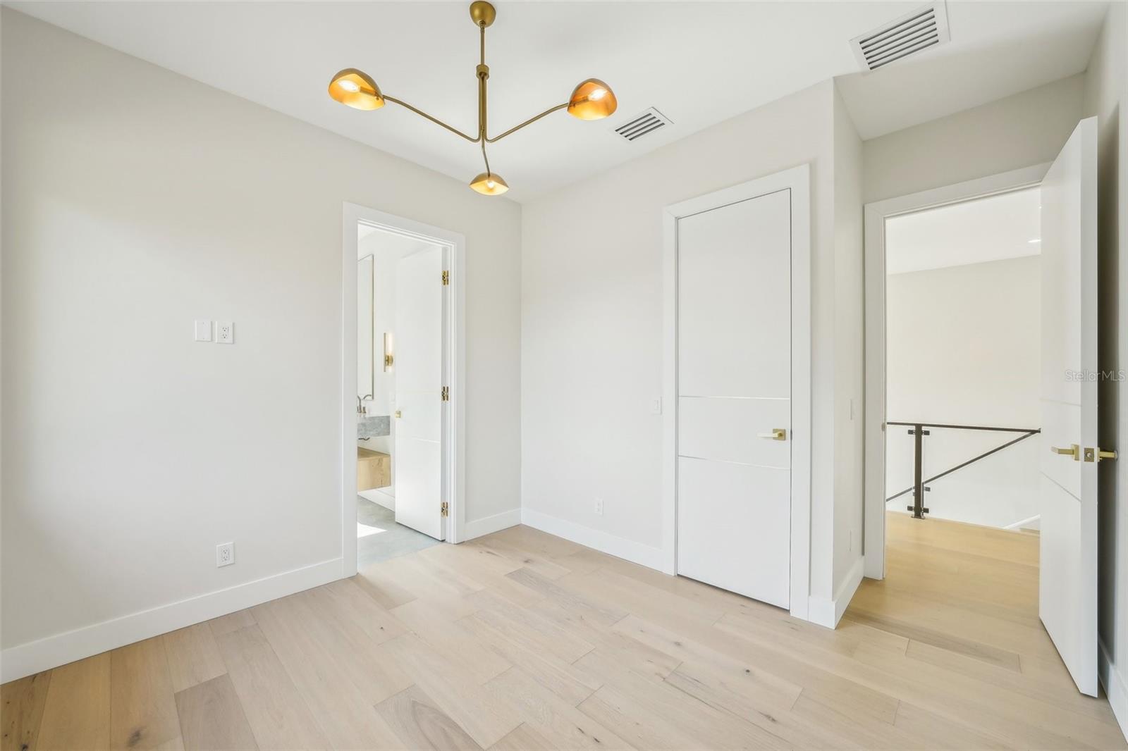 1630 DOUGLAS AVE, DUNEDIN, FL, 34698