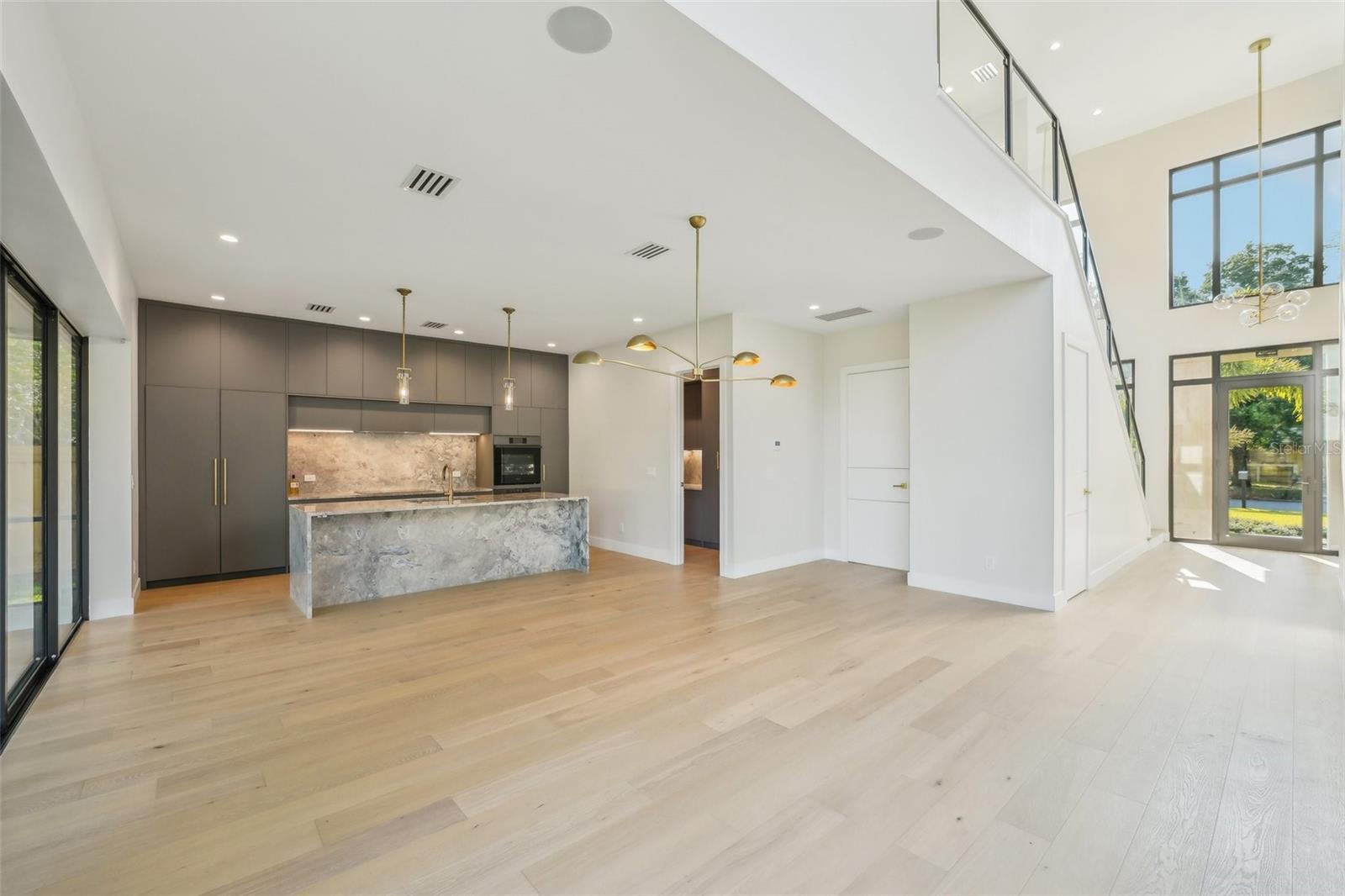 1630 DOUGLAS AVE, DUNEDIN, FL, 34698