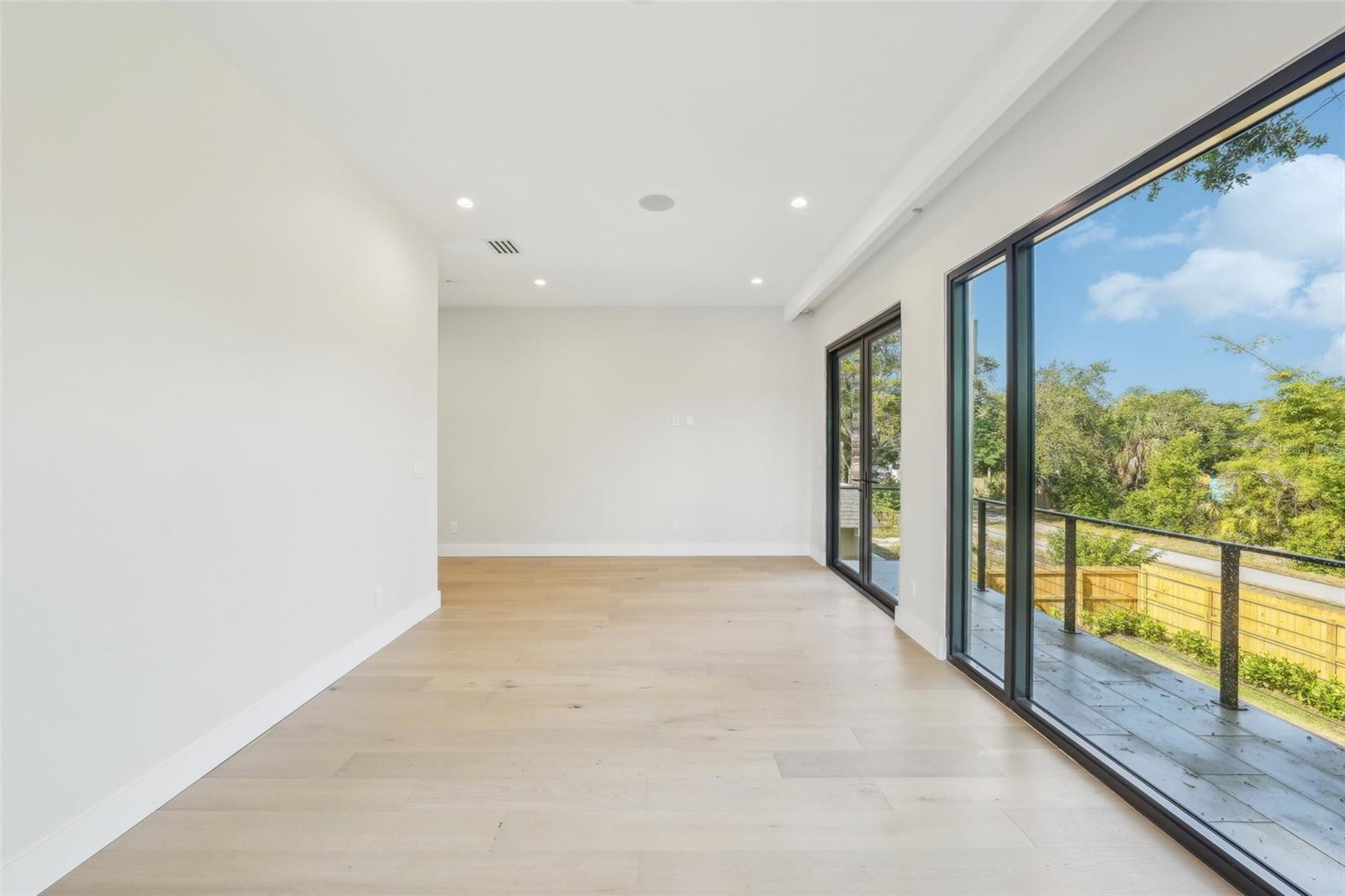 1630 DOUGLAS AVE, DUNEDIN, FL, 34698