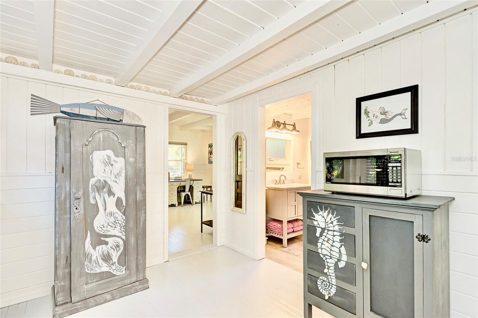657 CALLE DE PERU, SARASOTA, FL, 34242