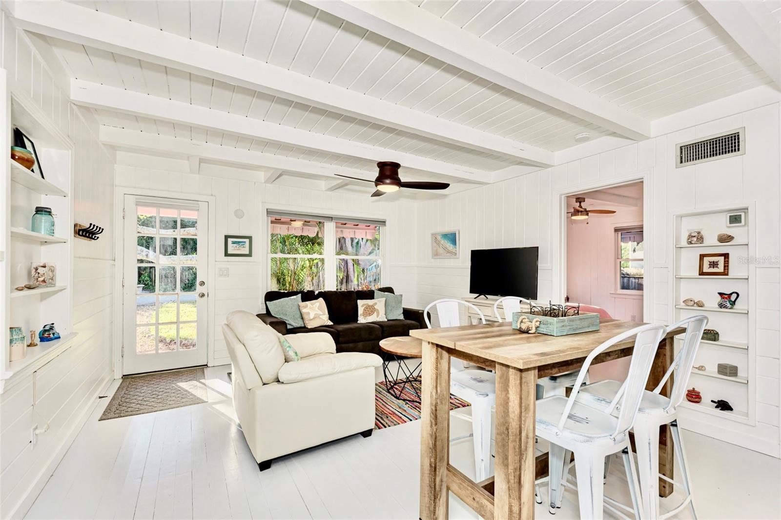 657 CALLE DE PERU, SARASOTA, FL, 34242