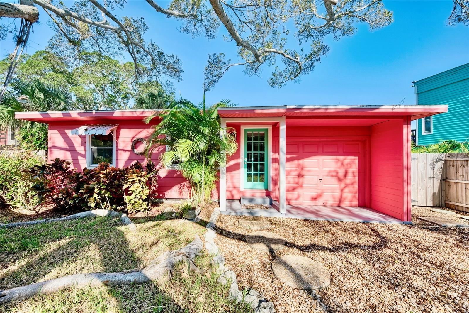 657 CALLE DE PERU, SARASOTA, FL, 34242
