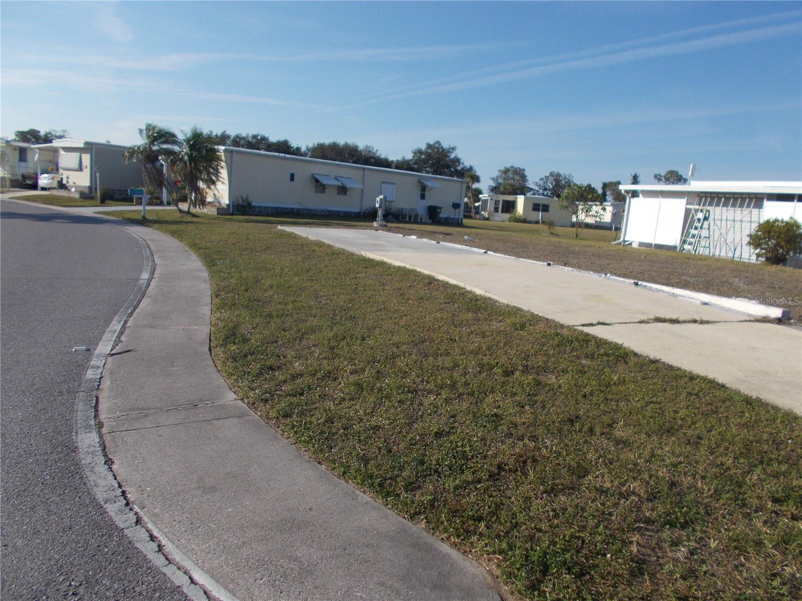 6581 CENTER LN, NORTH PORT, FL, 34287