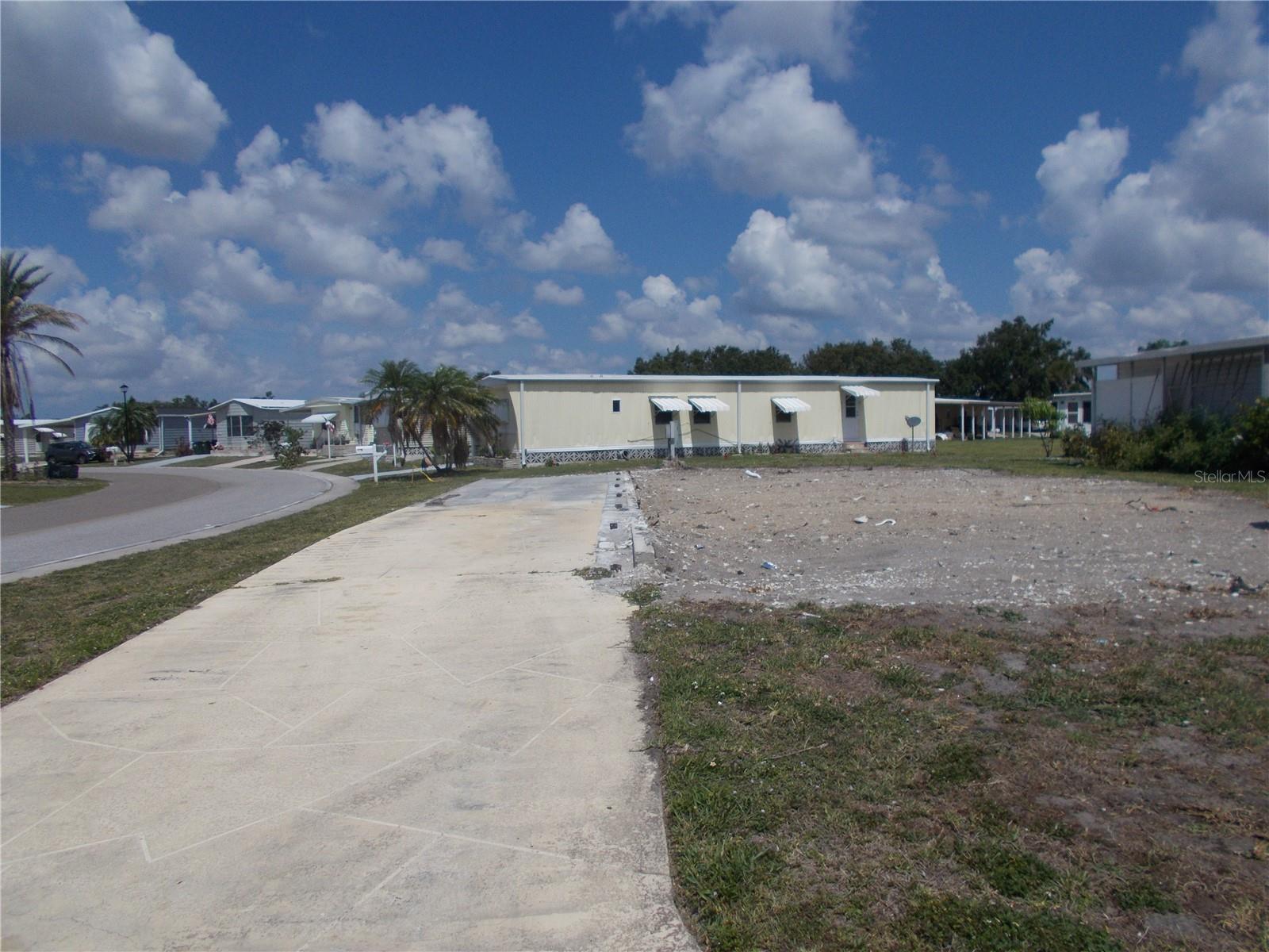 6581 CENTER LN, NORTH PORT, FL, 34287