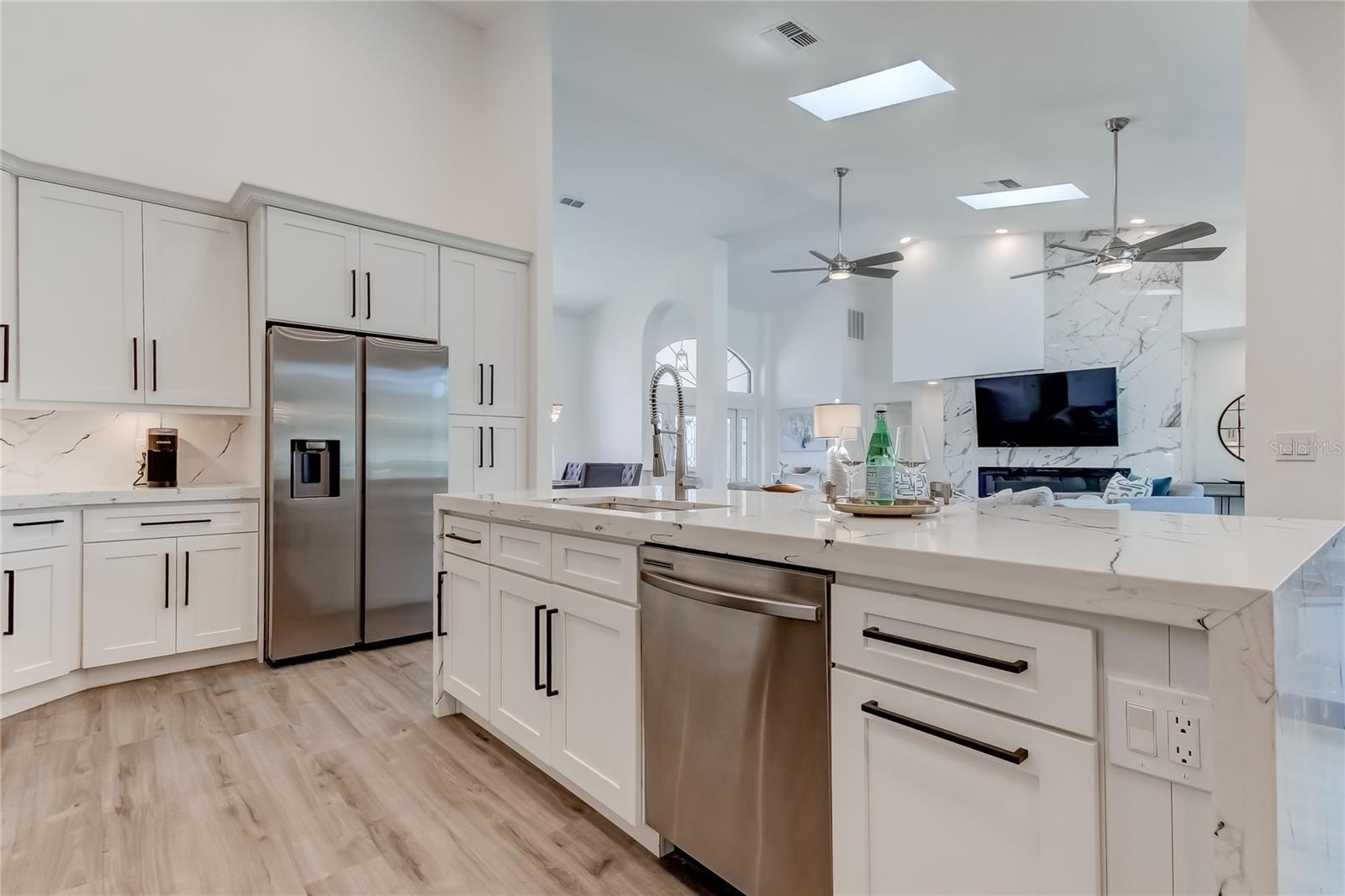 112 LEEWARD IS, CLEARWATER, FL, 33767