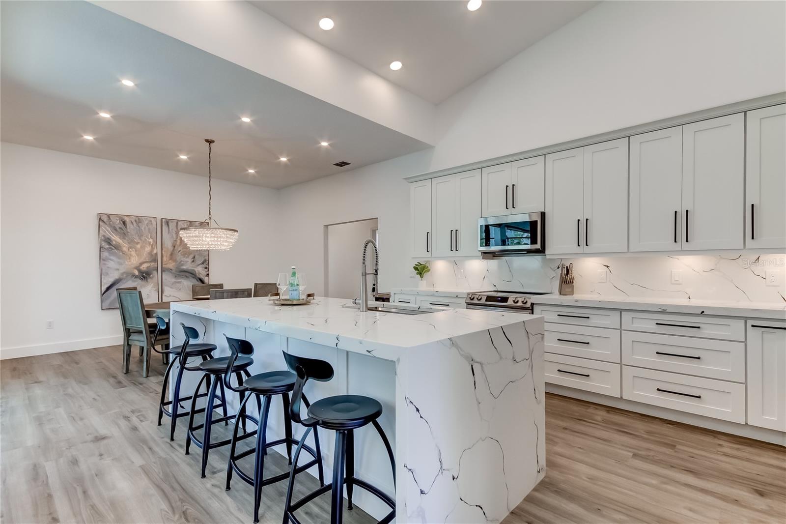 112 LEEWARD IS, CLEARWATER, FL, 33767