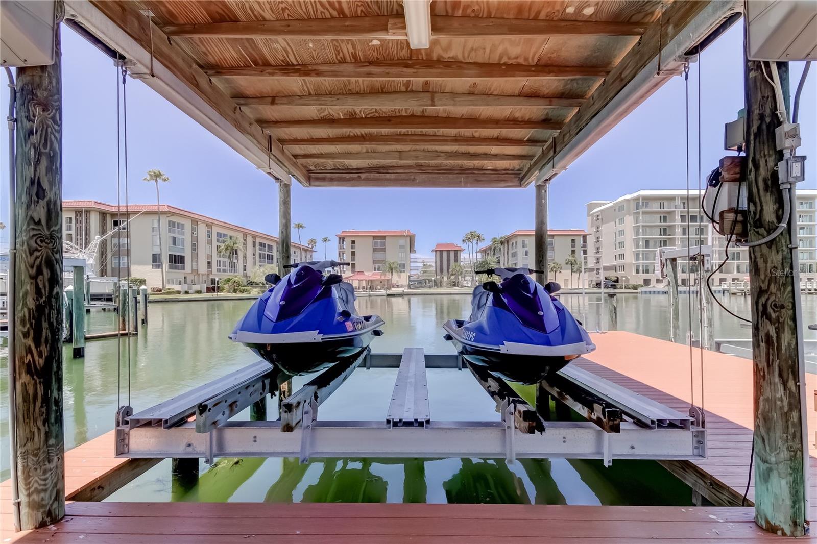 112 LEEWARD IS, CLEARWATER, FL, 33767