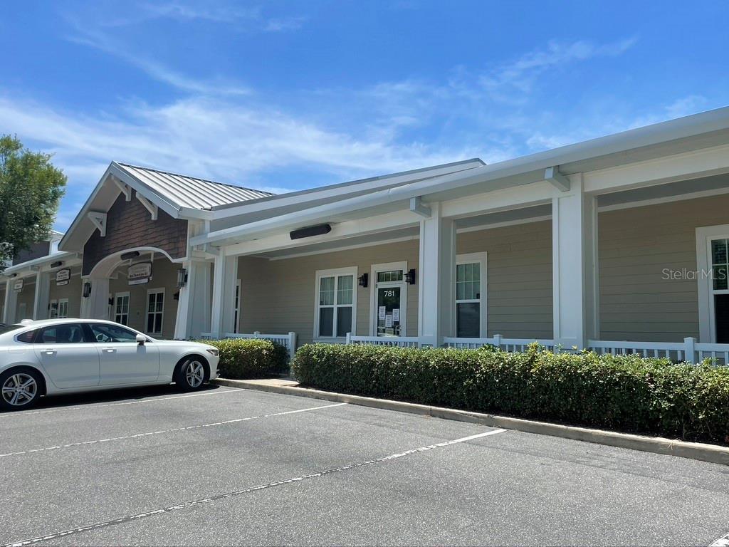 781 COUNTY ROAD 466, LADY LAKE, FL, 32159