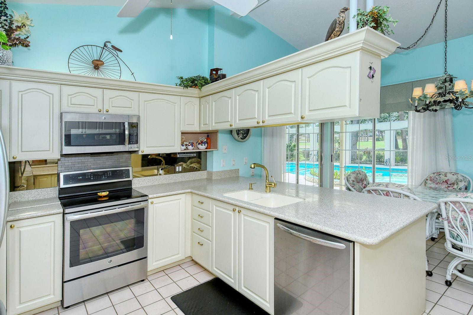7812 BROADMOOR PINES BLVD, SARASOTA, FL, 34243