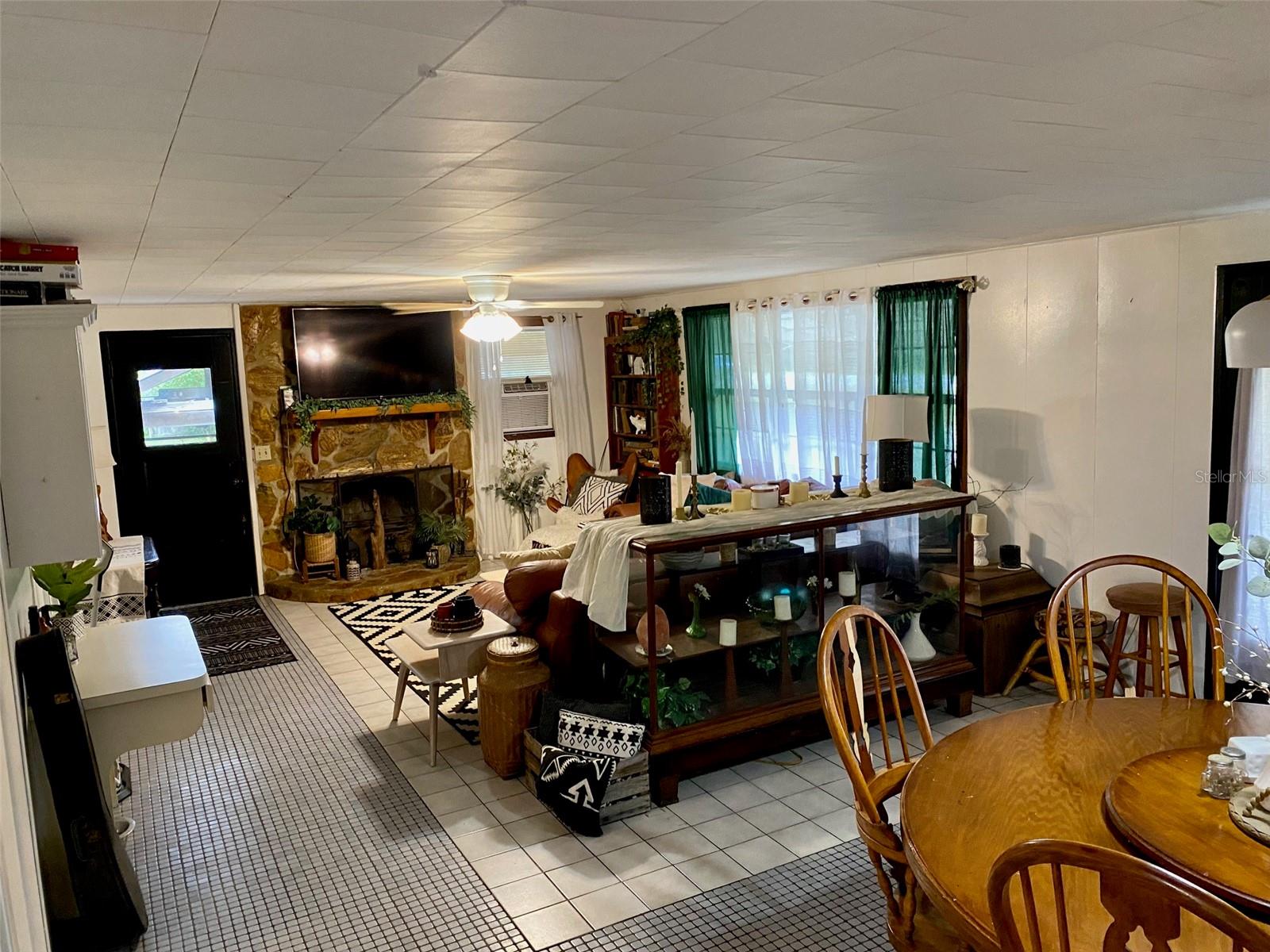 3801 US HIGHWAY 17 92 N, DAVENPORT, FL, 33837