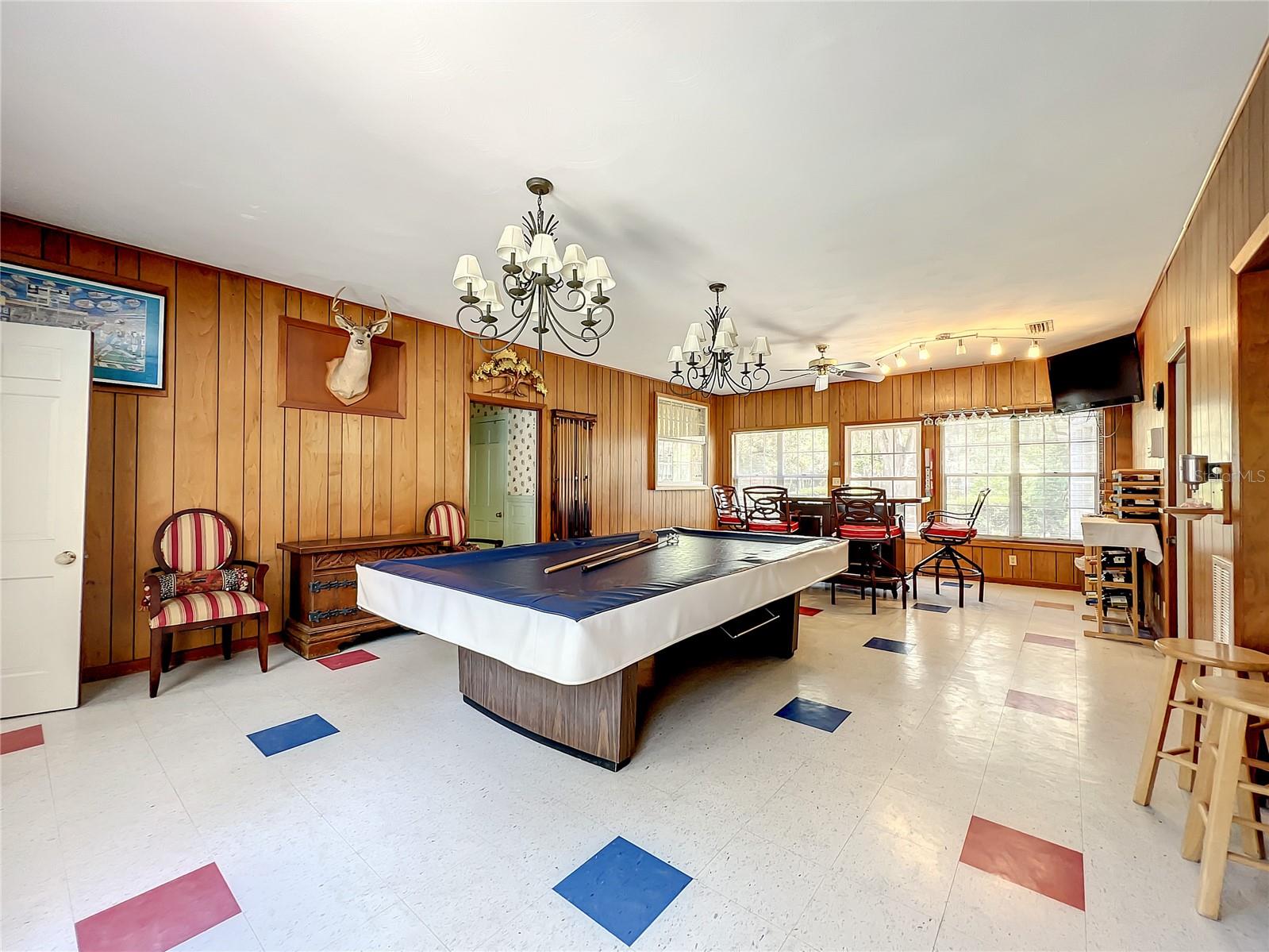 210 SE 4TH ST, WILLISTON, FL, 32696