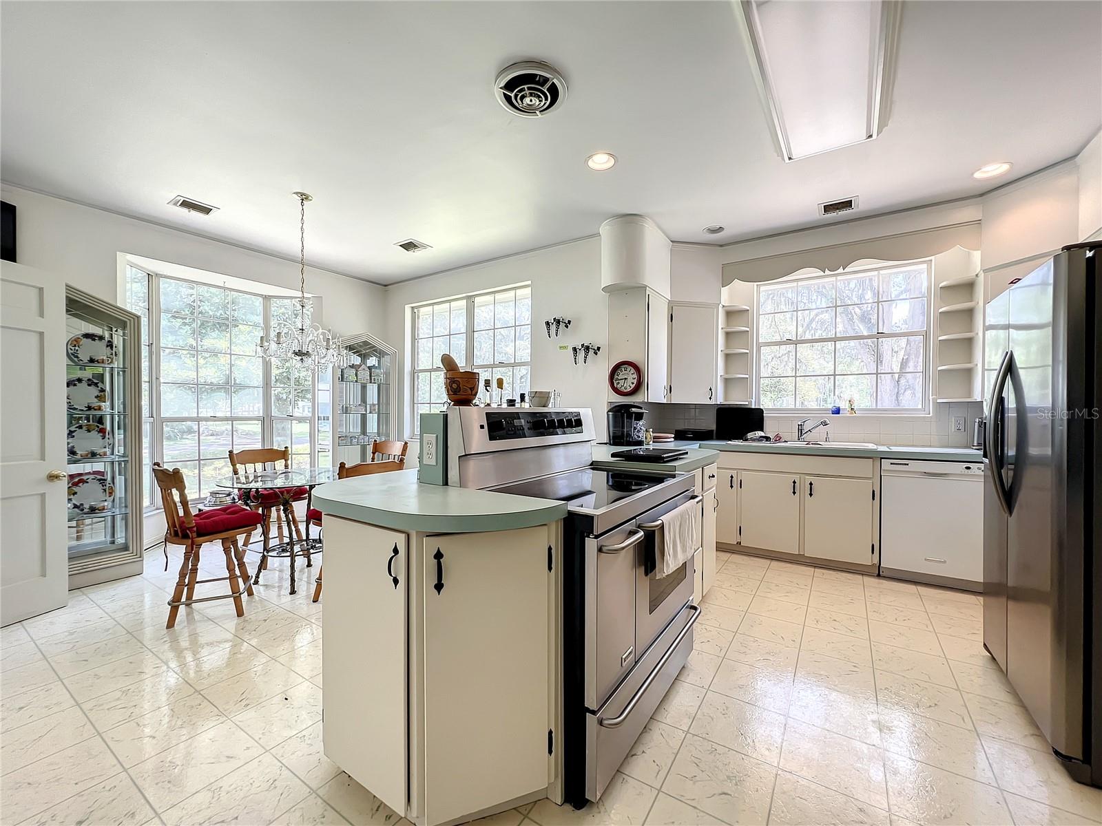 210 SE 4TH ST, WILLISTON, FL, 32696