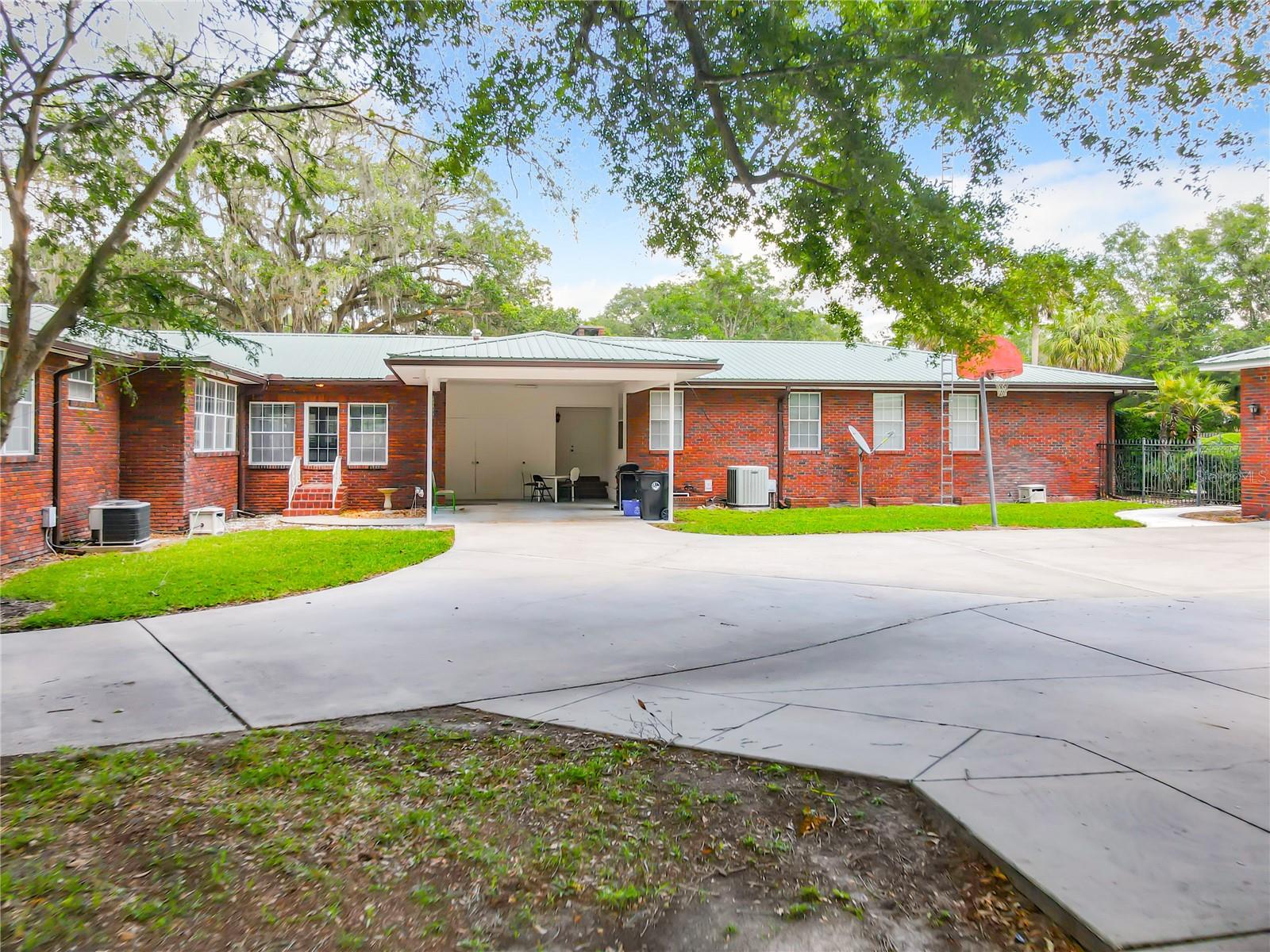210 SE 4TH ST, WILLISTON, FL, 32696