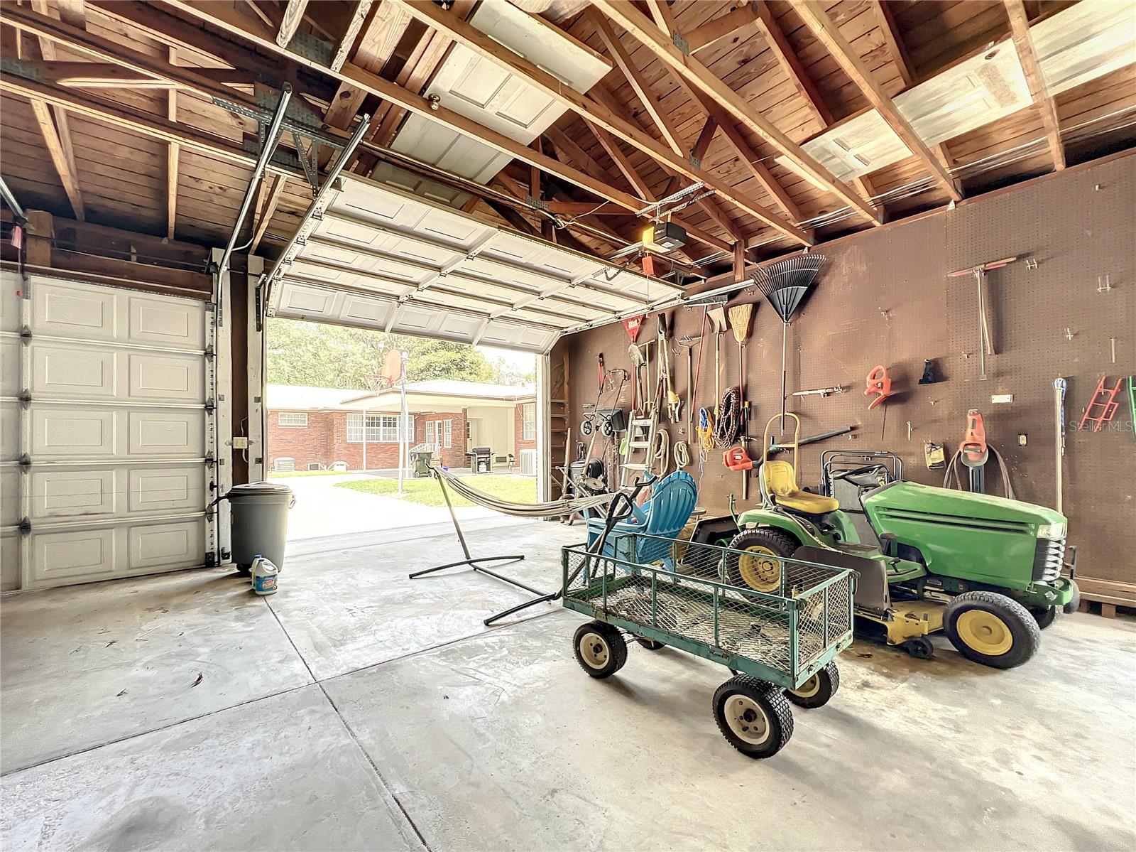 210 SE 4TH ST, WILLISTON, FL, 32696