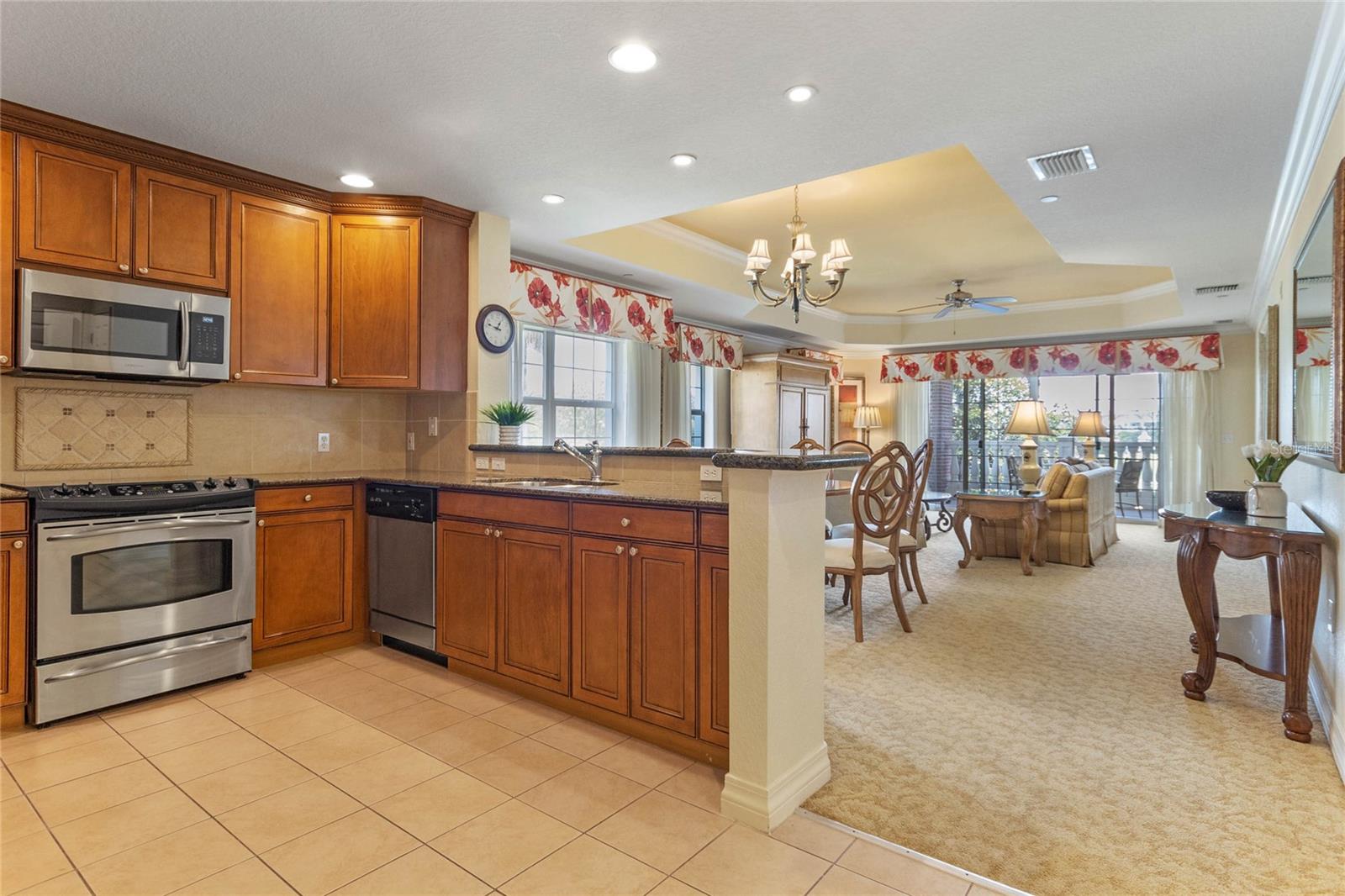 1106 SUNSET VIEW CIR #201, REUNION, FL, 34747