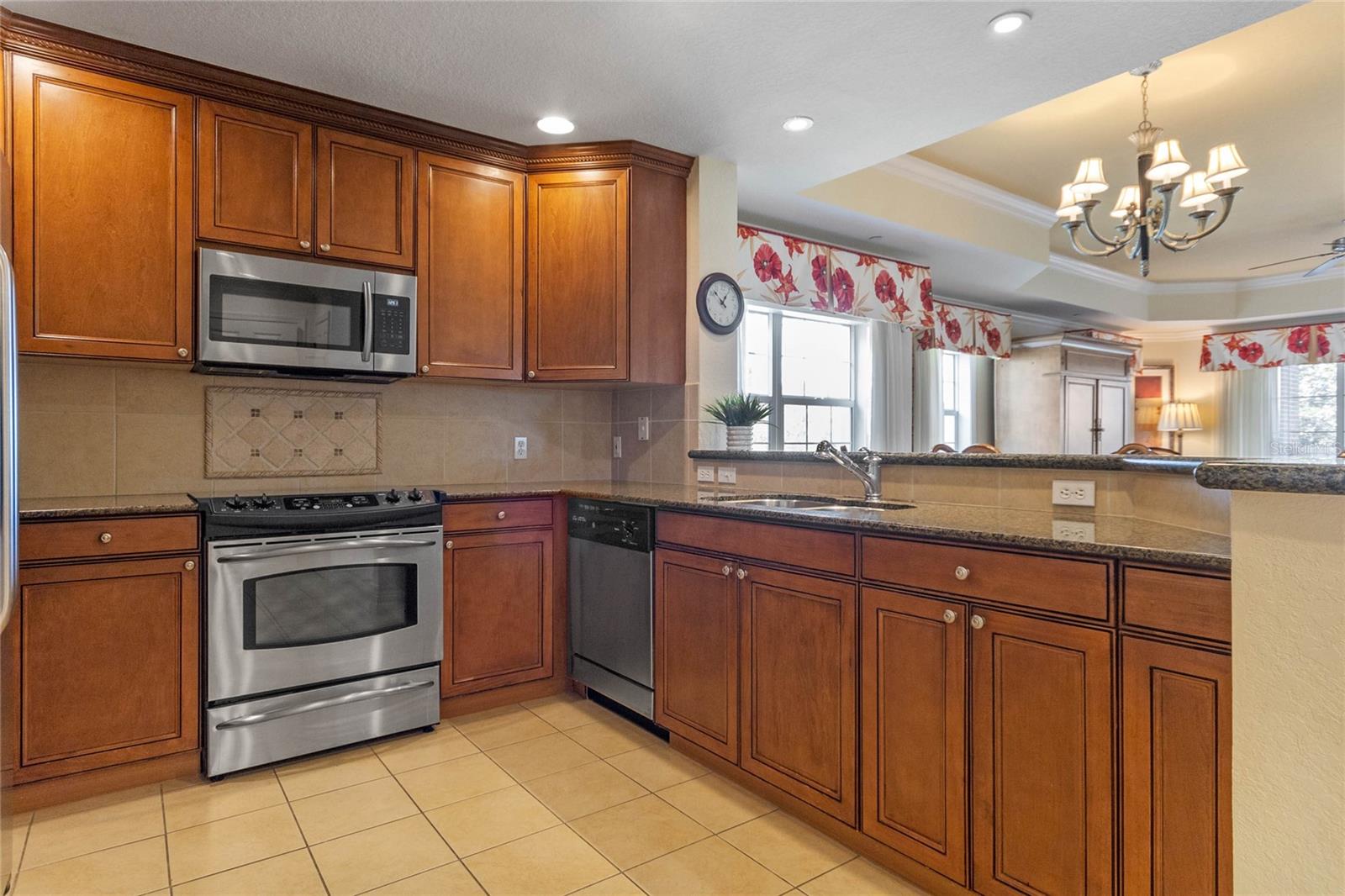 1106 SUNSET VIEW CIR #201, REUNION, FL, 34747