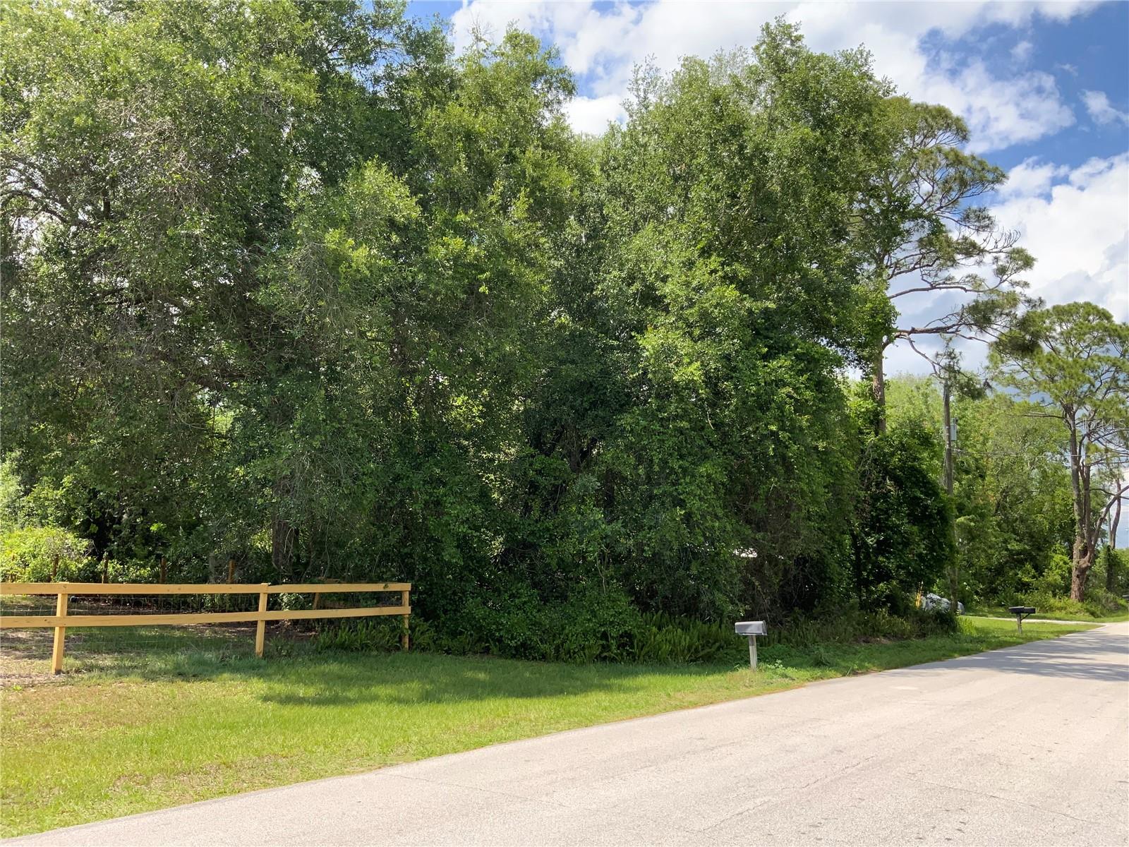 2ND AVE, DELAND, FL, 32724