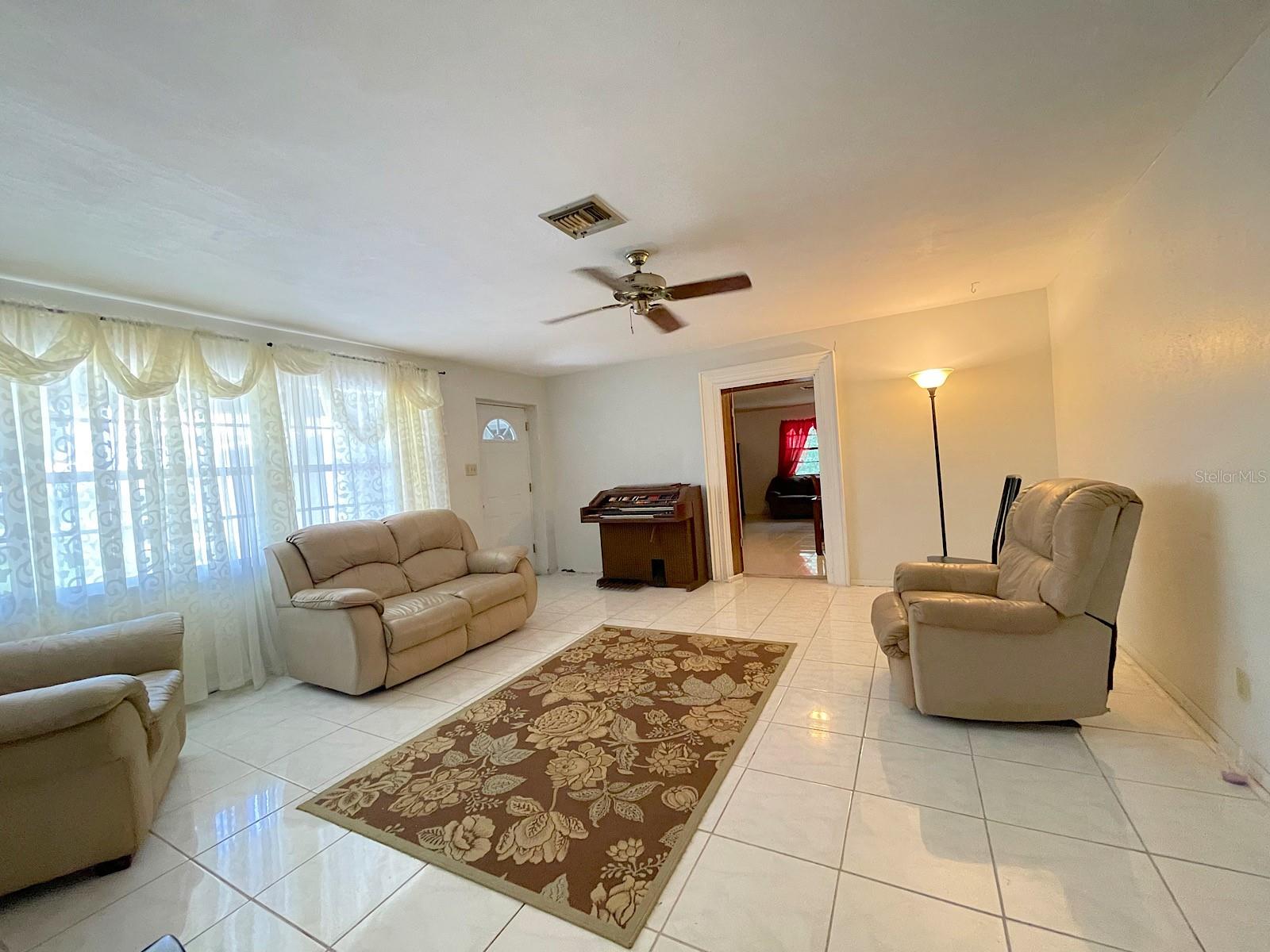 2501 HAM BROWN RD, KISSIMMEE, FL, 34746
