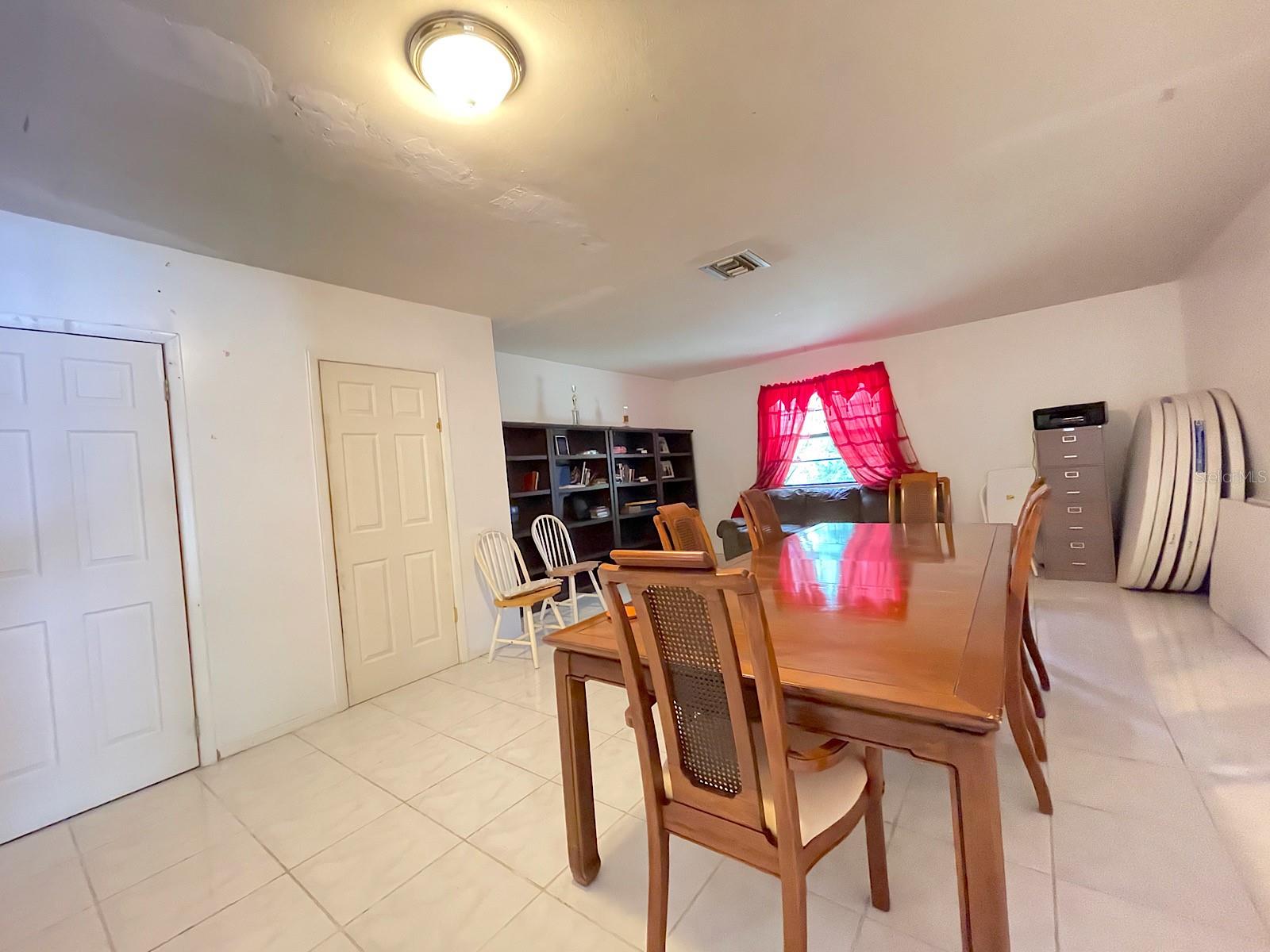 2501 HAM BROWN RD, KISSIMMEE, FL, 34746