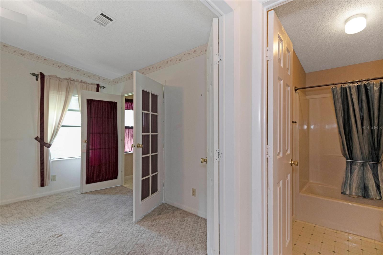1618 CYPRESS PT, LADY LAKE, FL, 32159