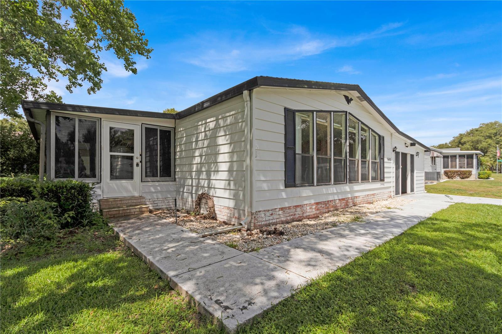 1618 CYPRESS PT, LADY LAKE, FL, 32159