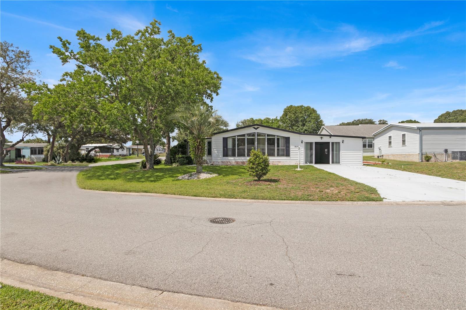 1618 CYPRESS PT, LADY LAKE, FL, 32159