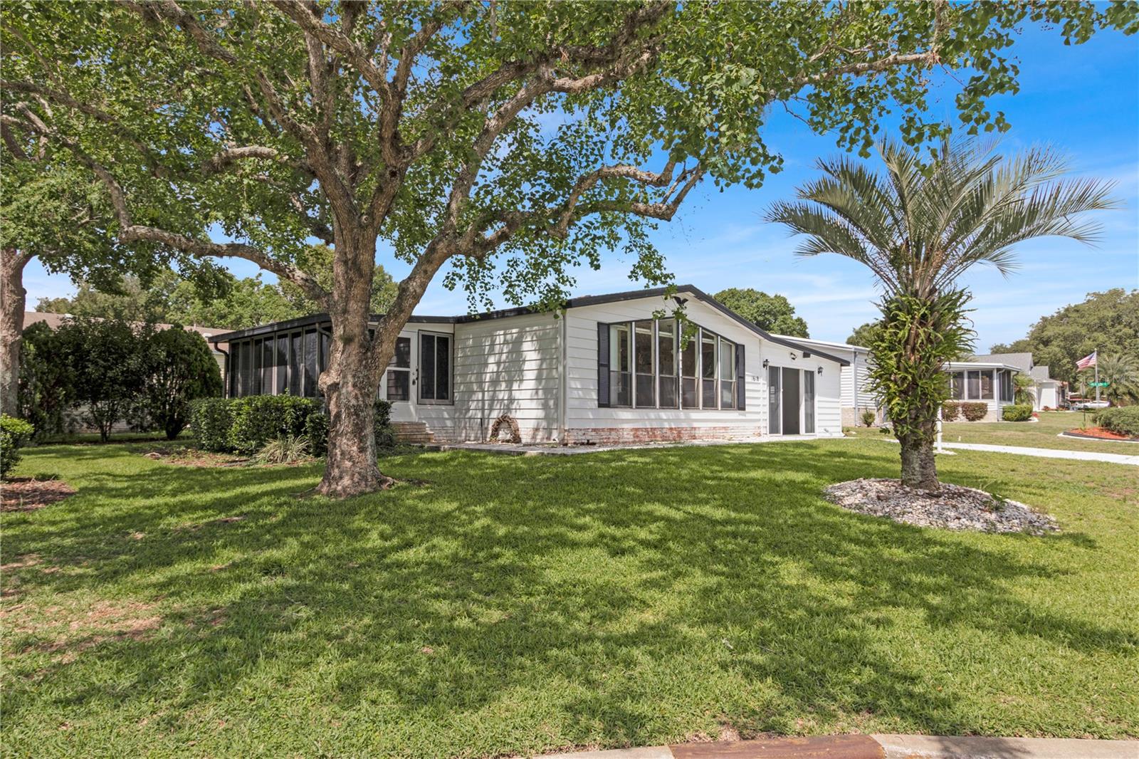 1618 CYPRESS PT, LADY LAKE, FL, 32159